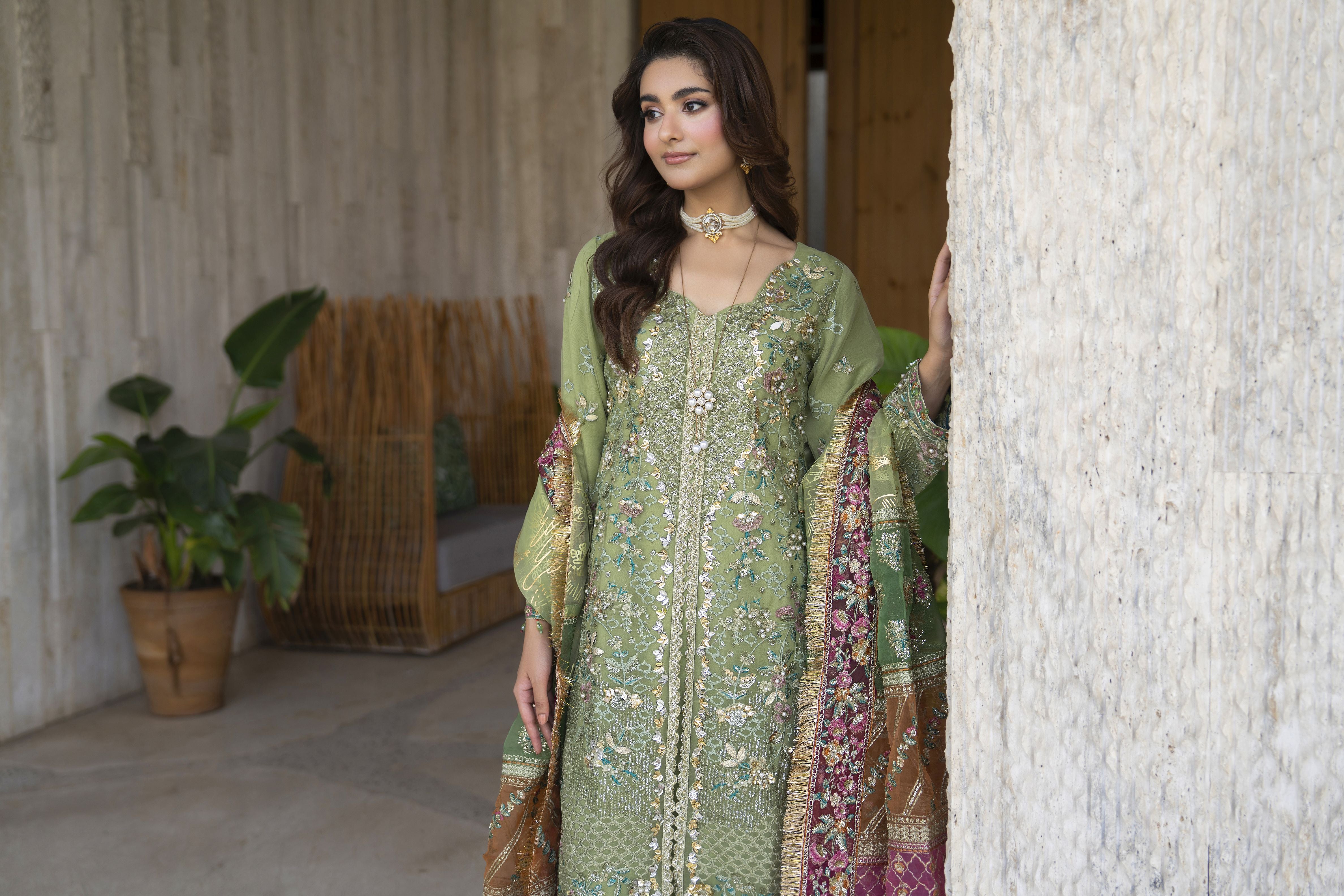 Arwah 3pc Handworked Organza Wedding Guest Suit – ASG1