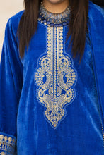 Aleezay KASHMÉ – Royal Blue Velvet 3pc Suit with Velvet Shawl KA1