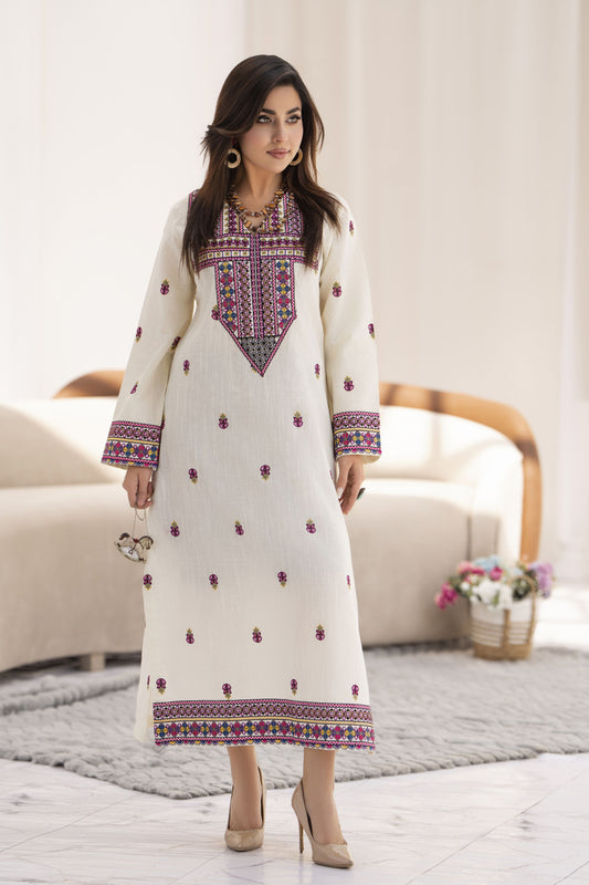 Miski FrostFit – Ivory Embroidered Khaddar Ready to Wear Kurta FFM5