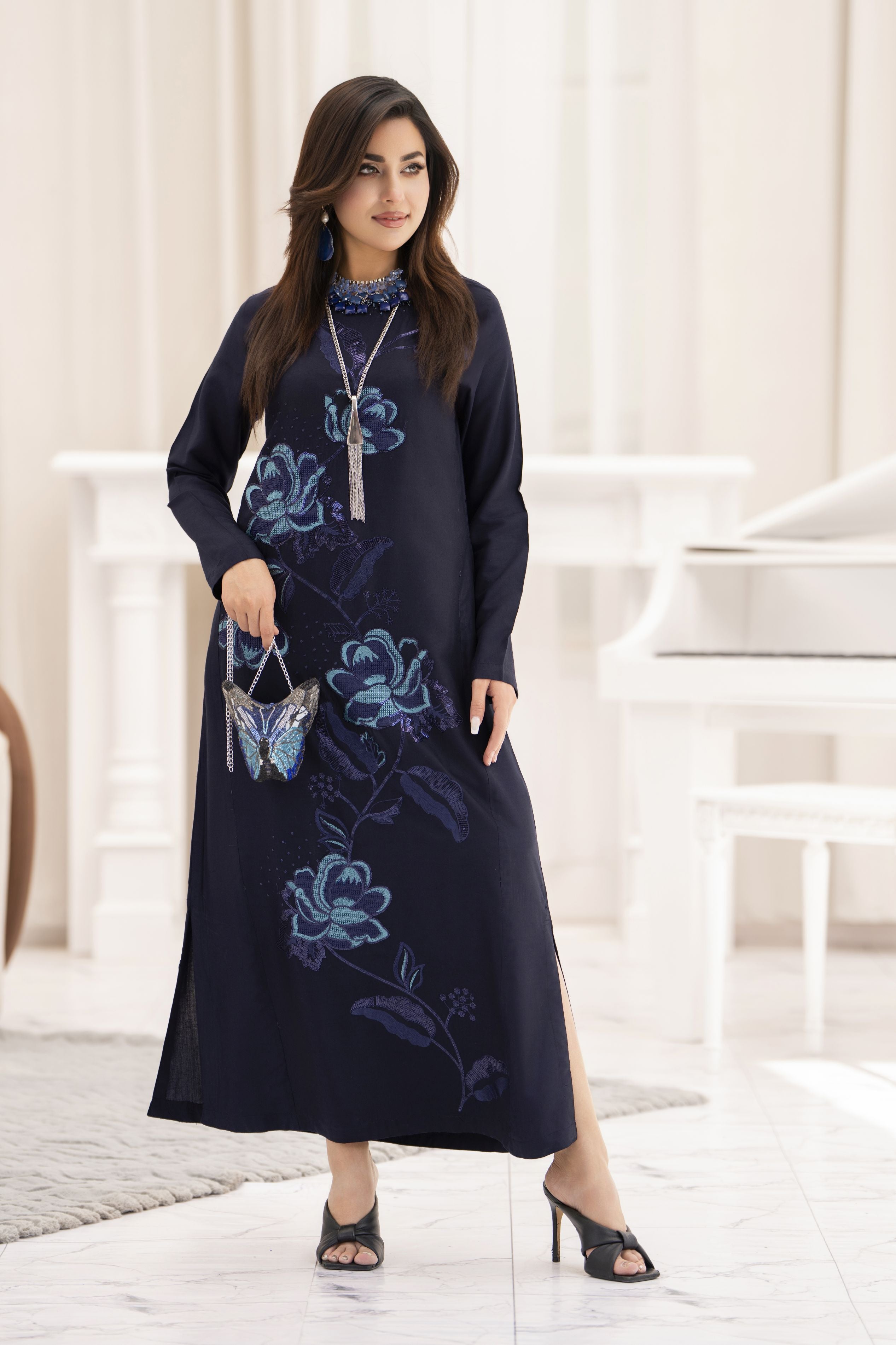 Miski FrostFit – Navy Winter Linen Ready to Wear Kurta FFM1