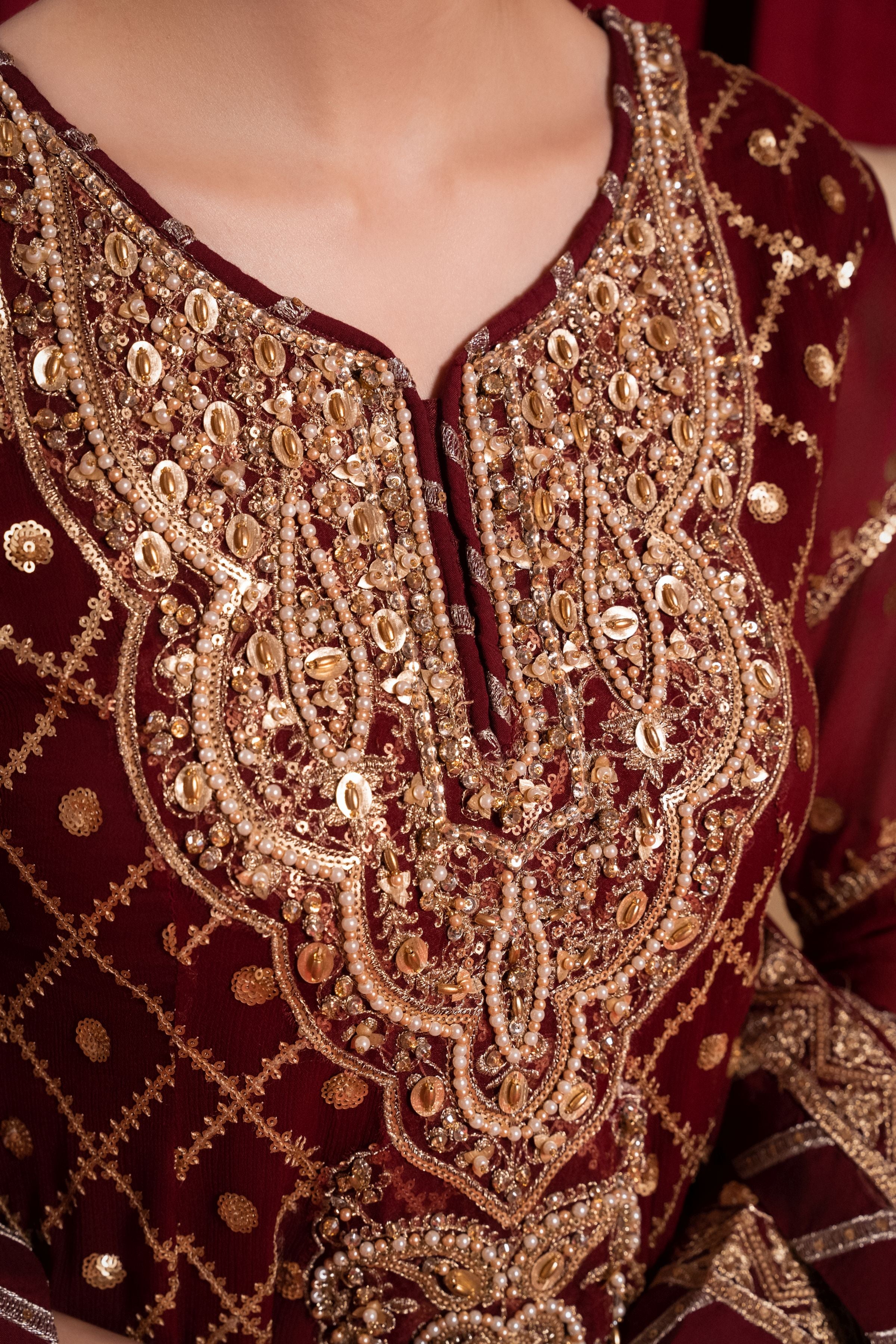 Arwah Luxe Embellishments Formal AEF2