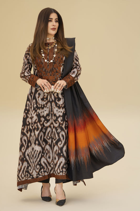 Zaiwa Winter Shawl – Embroidered Printed Grip 3pc Long Dress ZWS10