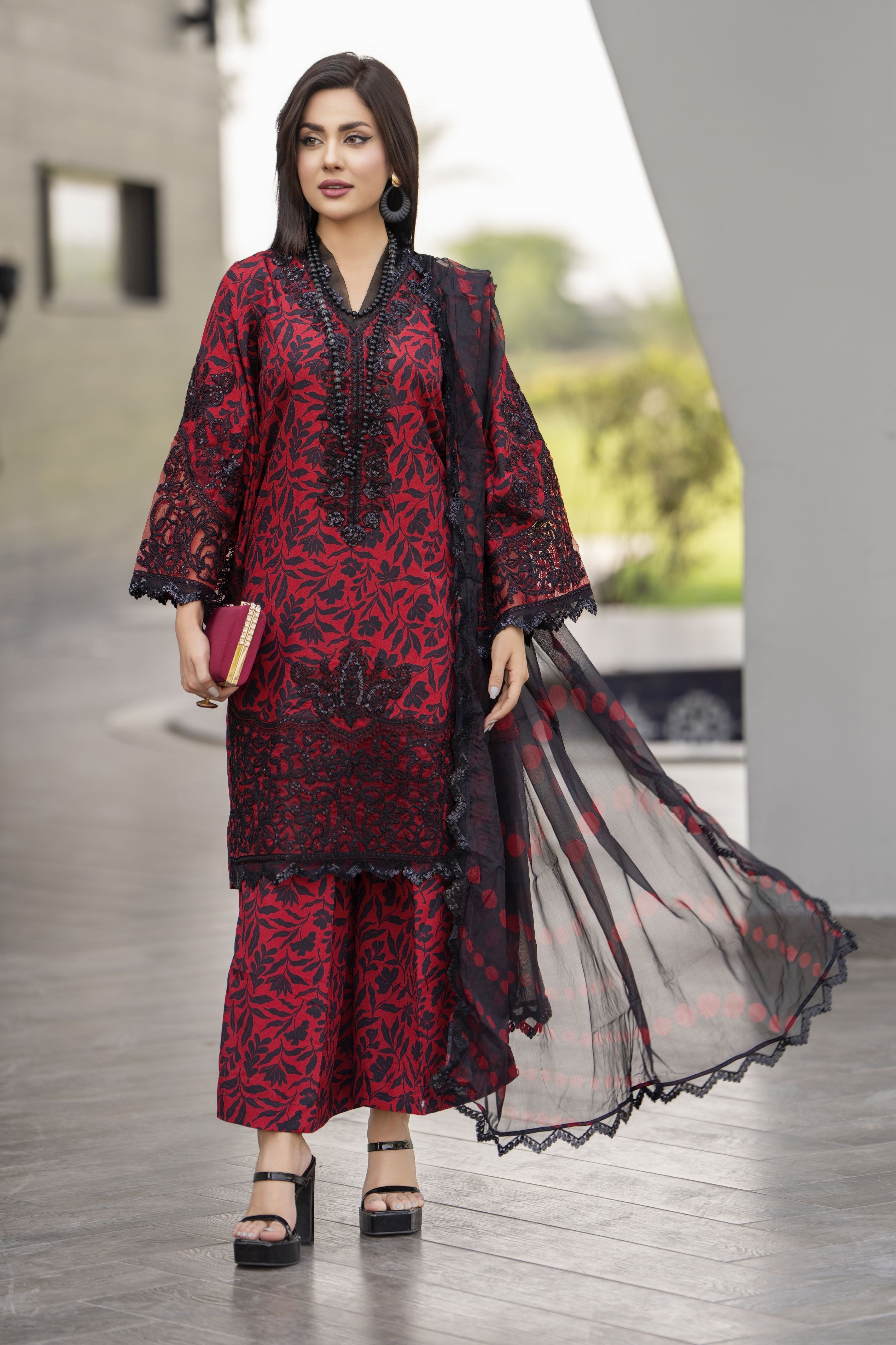 Mohagni 3pc Ready to Wear Silk Lawn Suit 2025 Collection Muse16