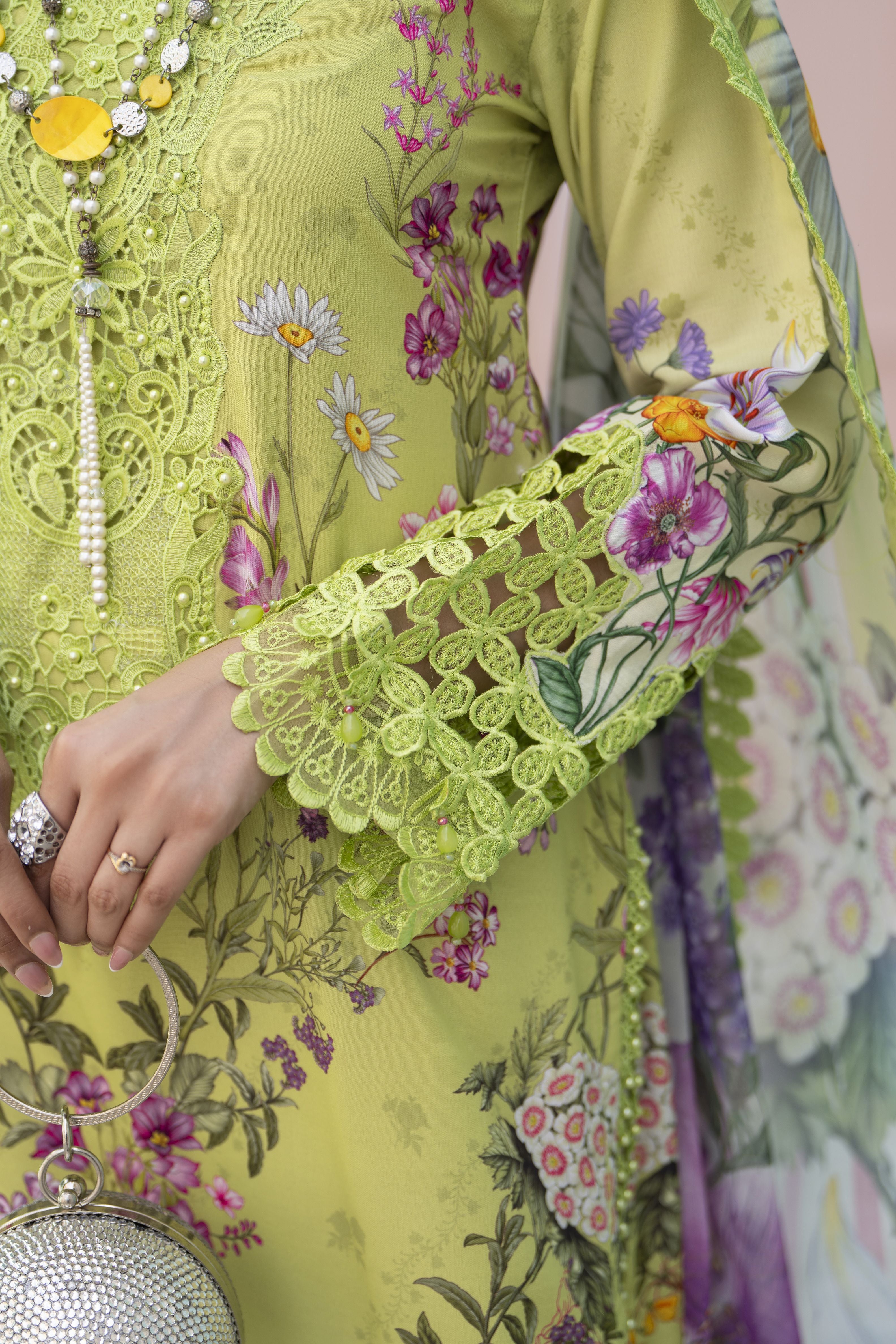 3pc Printed & Embroidered Summer Lawn Suit with Chiffon Dupatta RES4