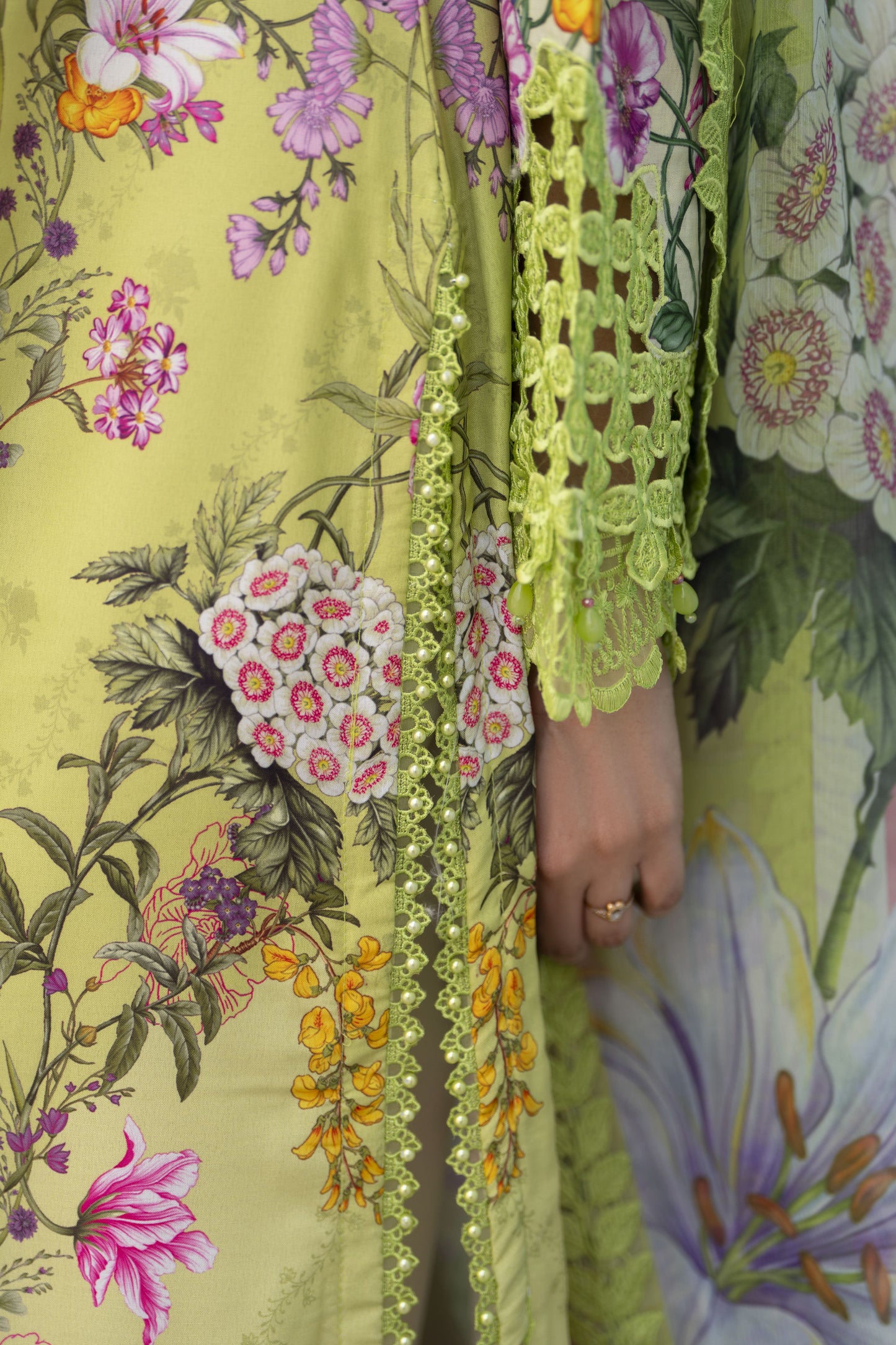 3pc Printed & Embroidered Summer Lawn Suit with Chiffon Dupatta RES4