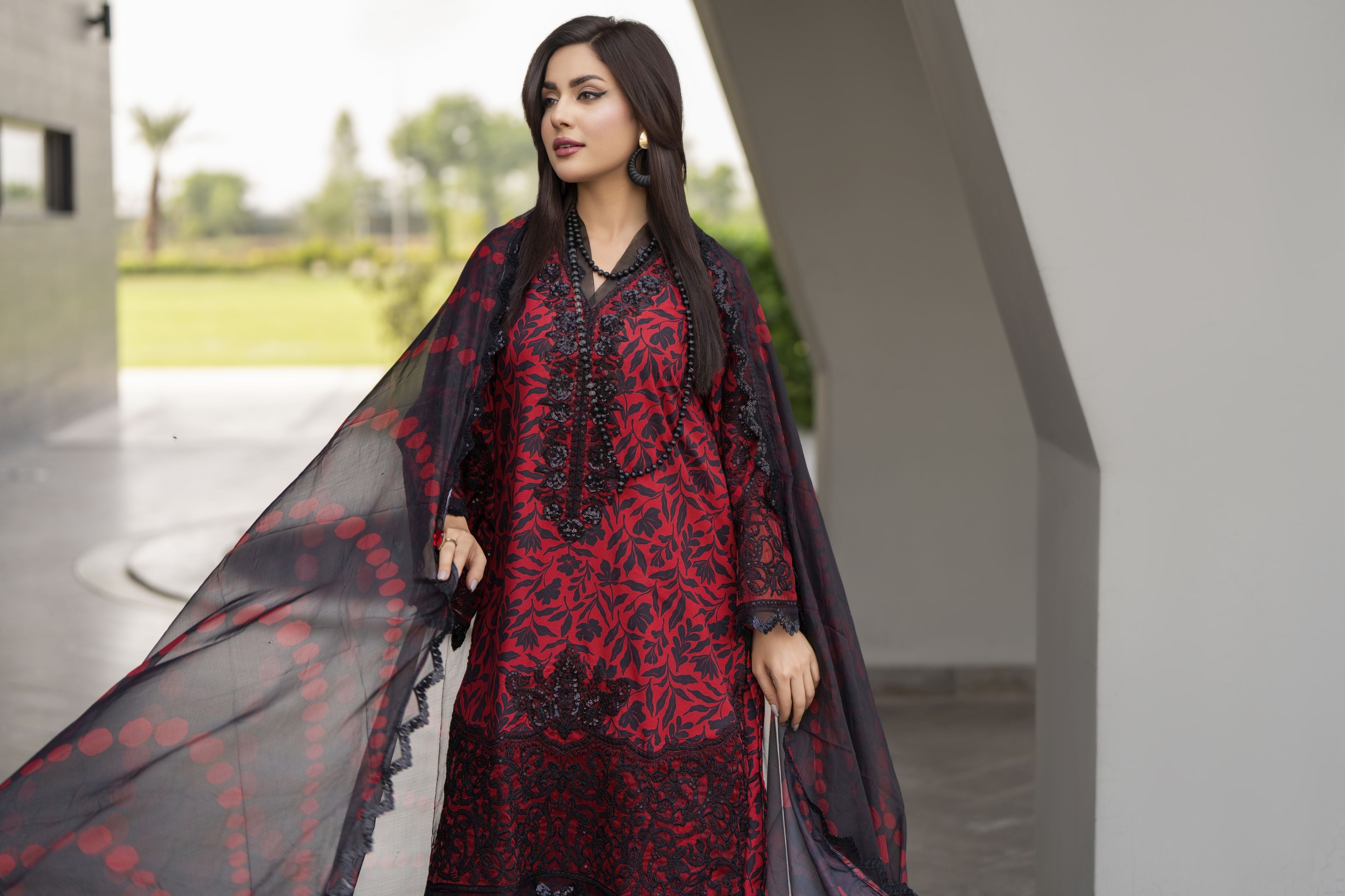 Mohagni 3pc Ready to Wear Silk Lawn Suit 2025 Collection Muse16
