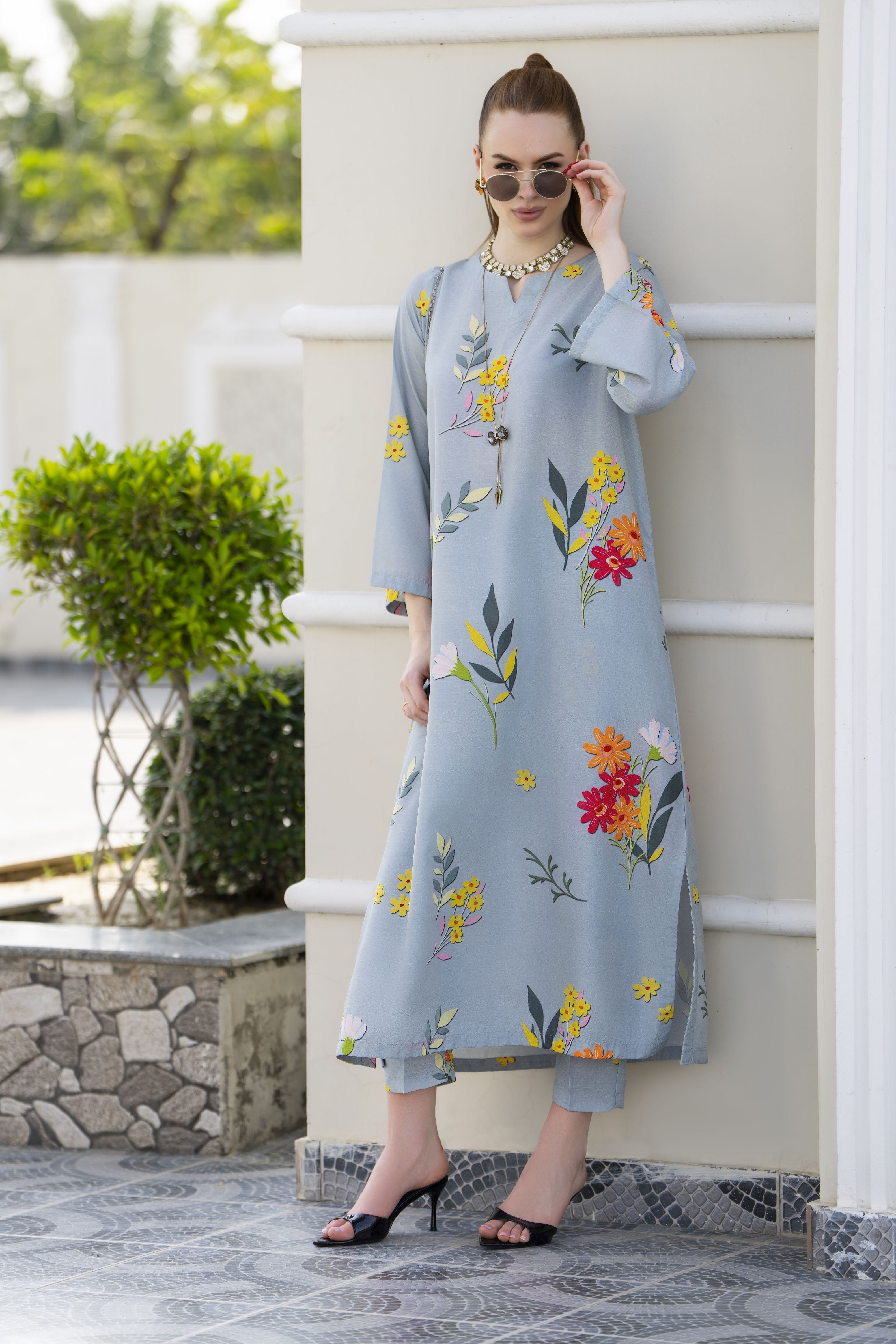 Sakeena Sheen Grey Multicolour Floral Printed Poly Raw Silk 2pc Kaftan – SHH8