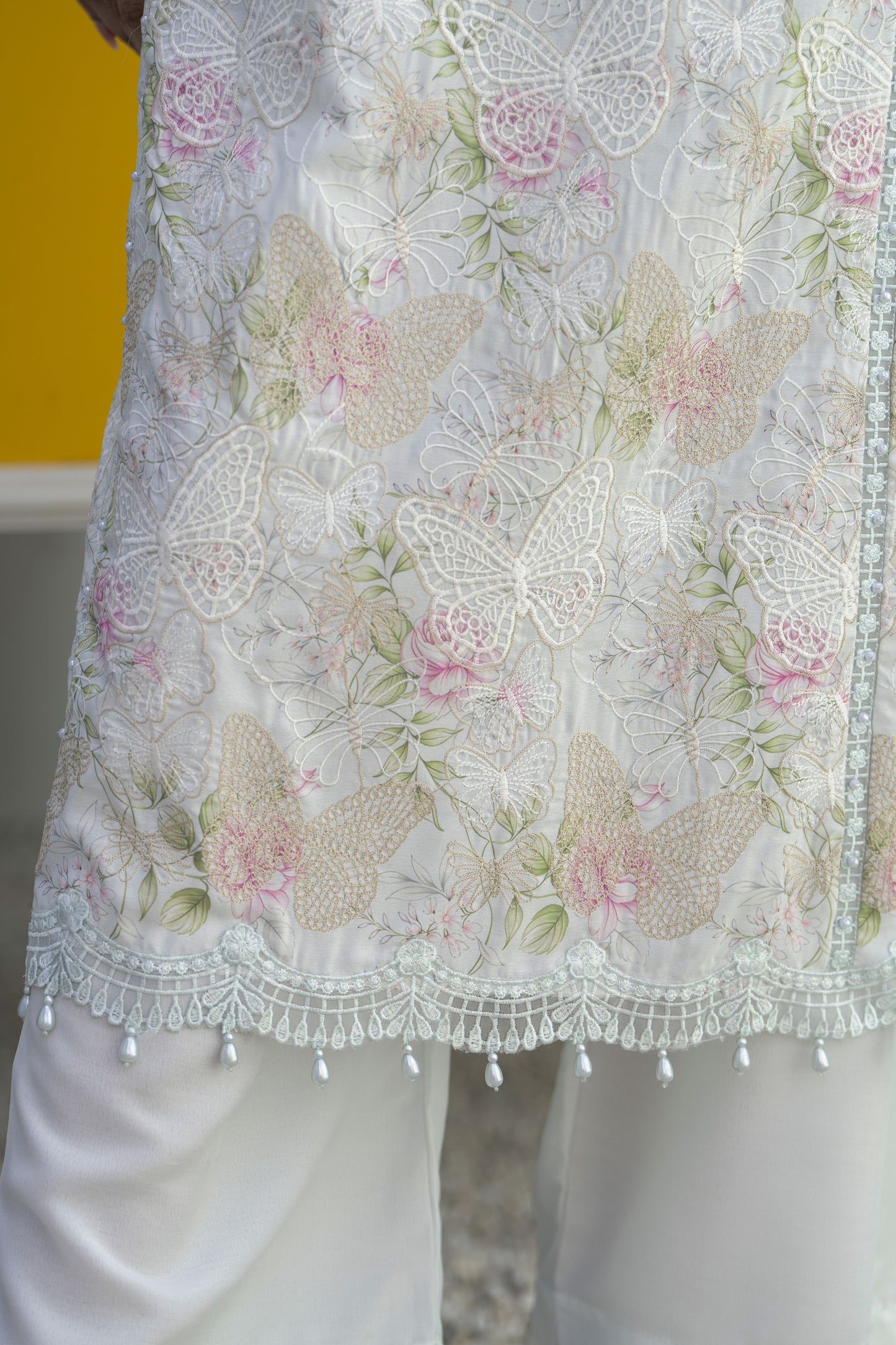 3pc Printed & Embroidered Summer Lawn Suit with Chiffon Dupatta RES14