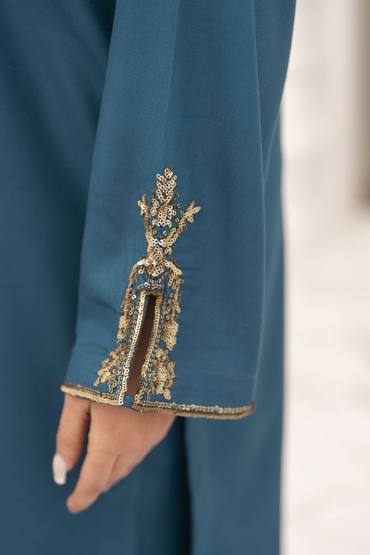 Miski FrostFit – Teal Embroidered Dhanak 2pc Pakistani Dress FFM4