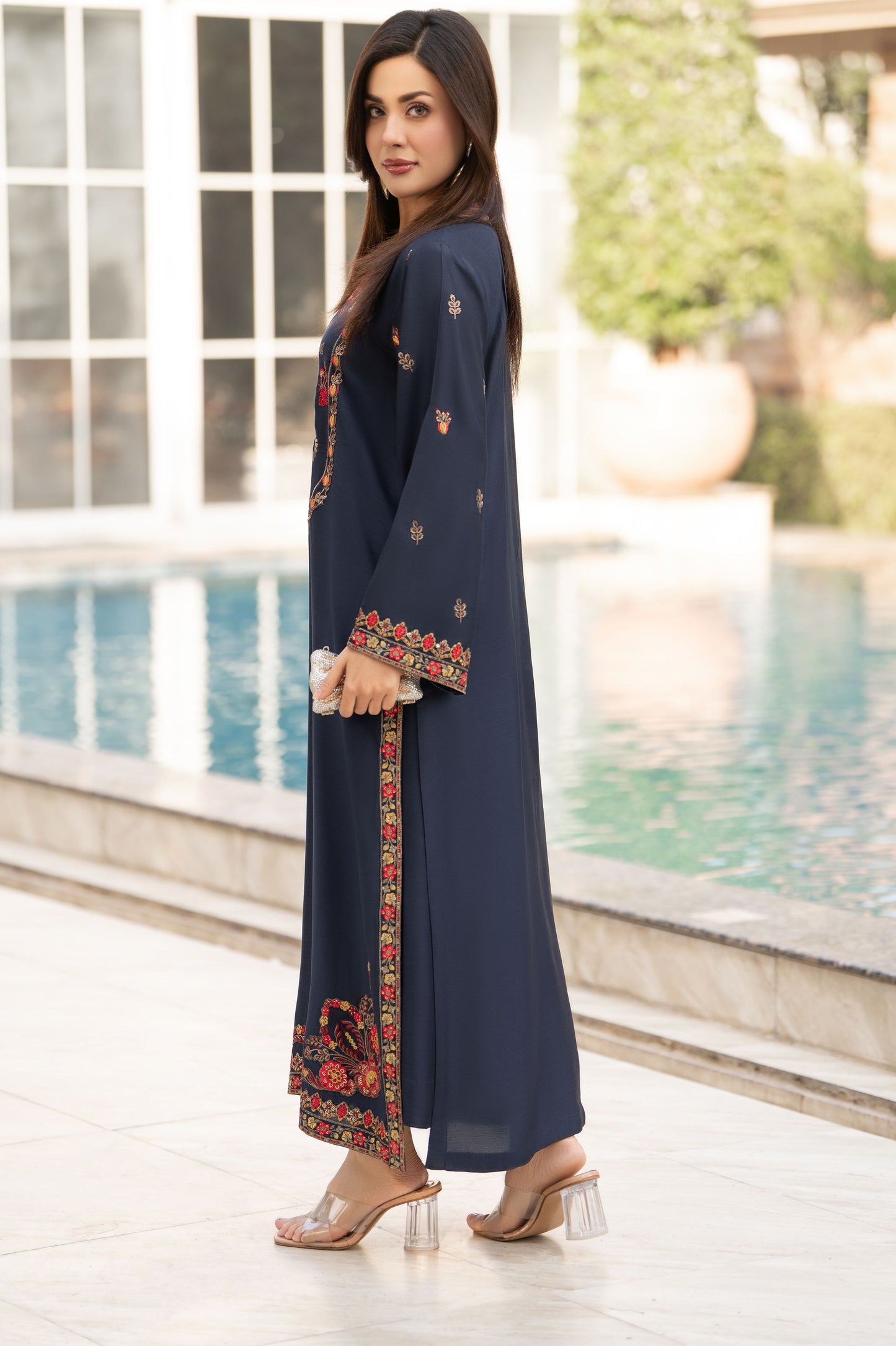 Glow by Hemline – Embroidered Viscose Ready to Wear 2PC Suit Glow6