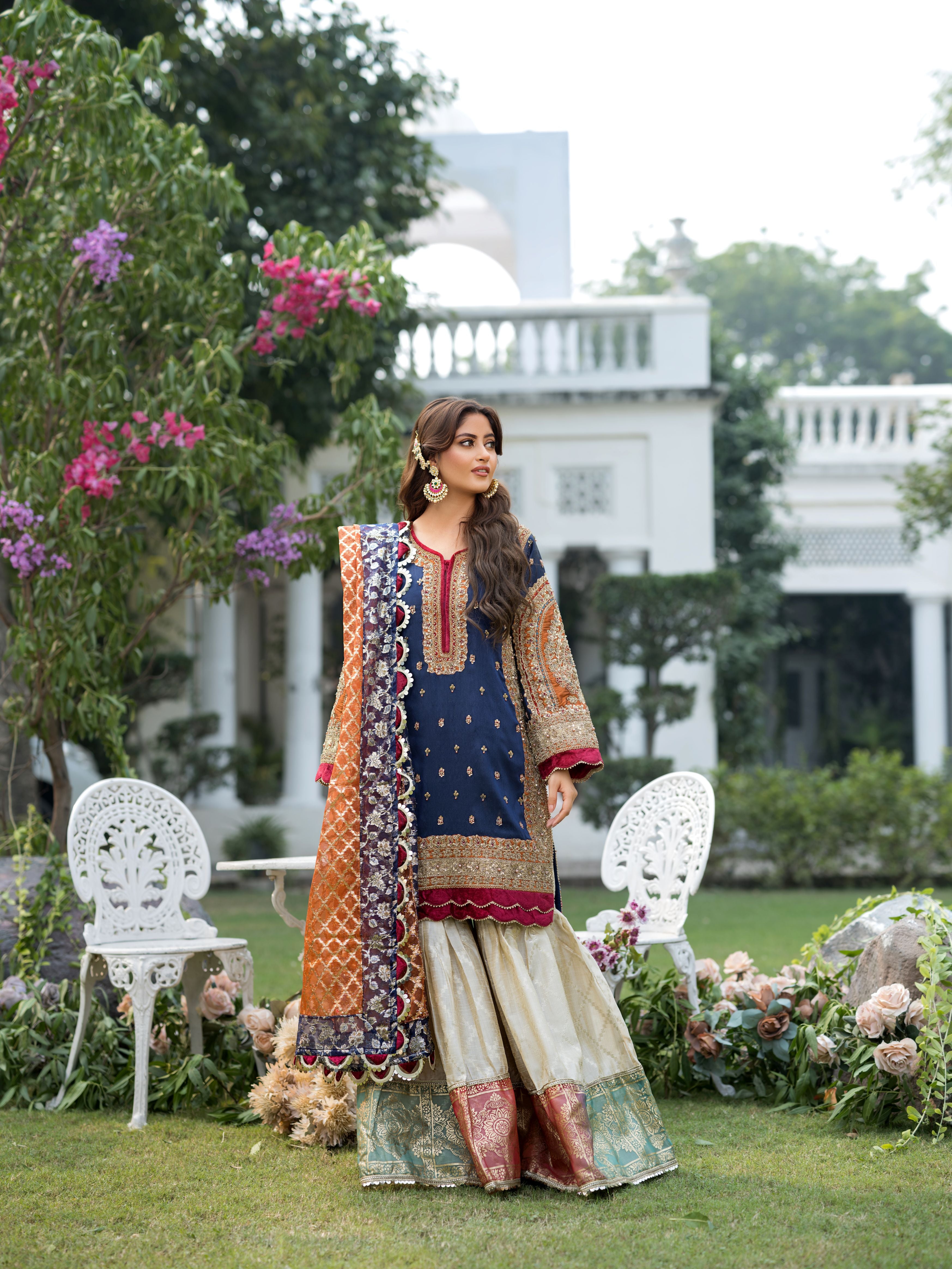 Mehr-o-Mah Handwork Formals by Arwah MMXA5