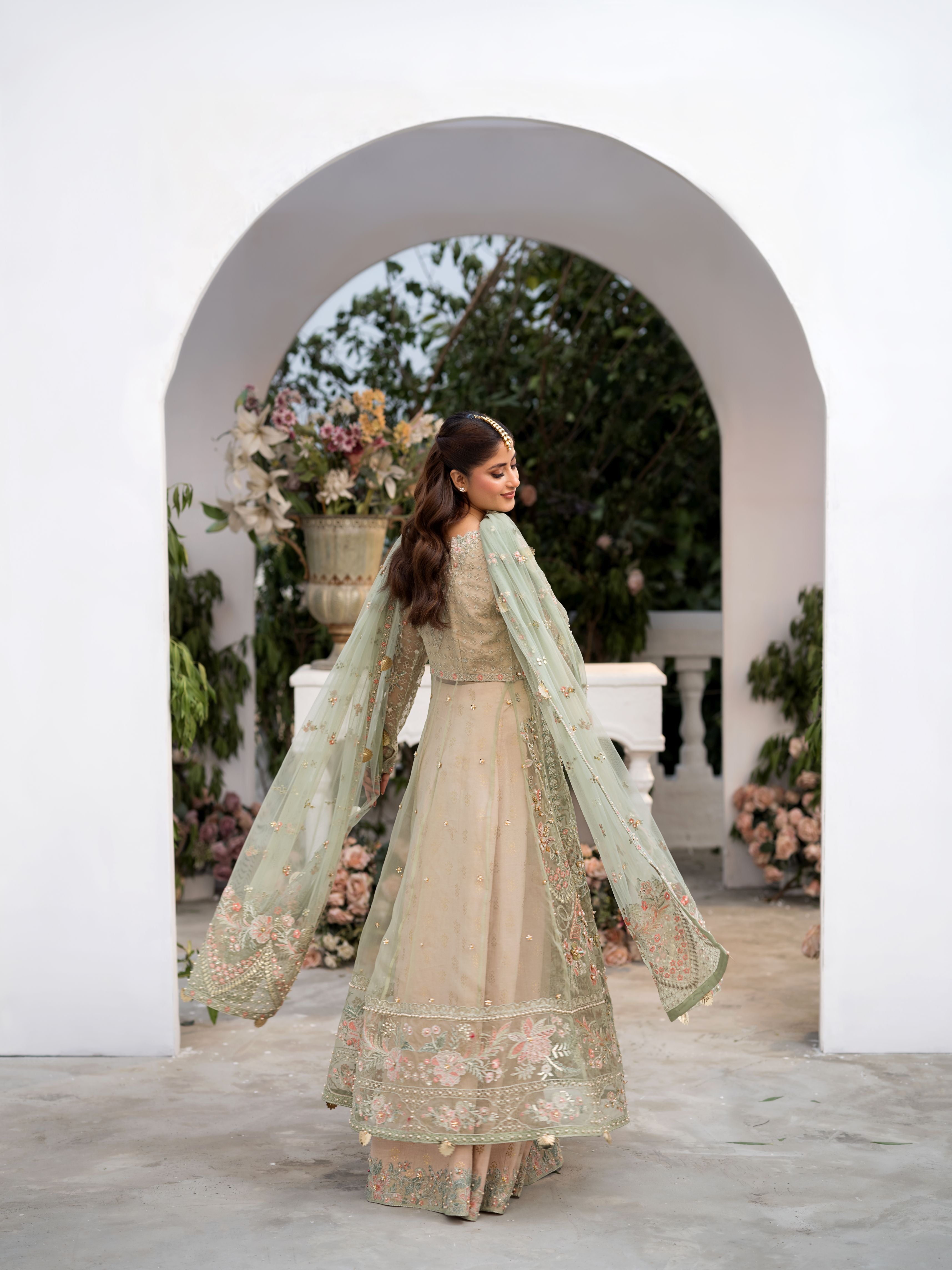 Mehr-o-Mah Handwork Formals by Arwah XMMA1