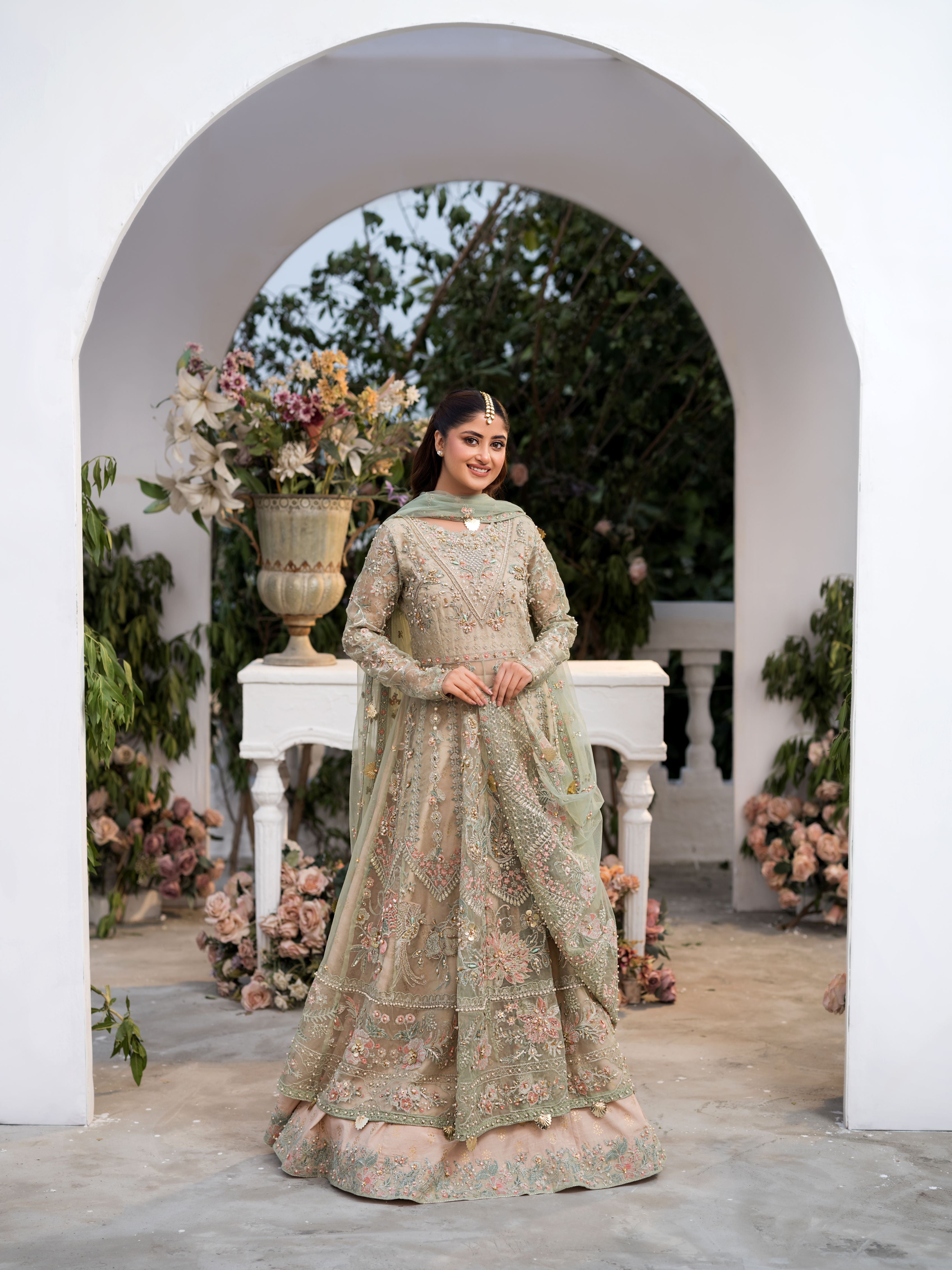 Mehr-o-Mah Handwork Formals by Arwah XMMA1