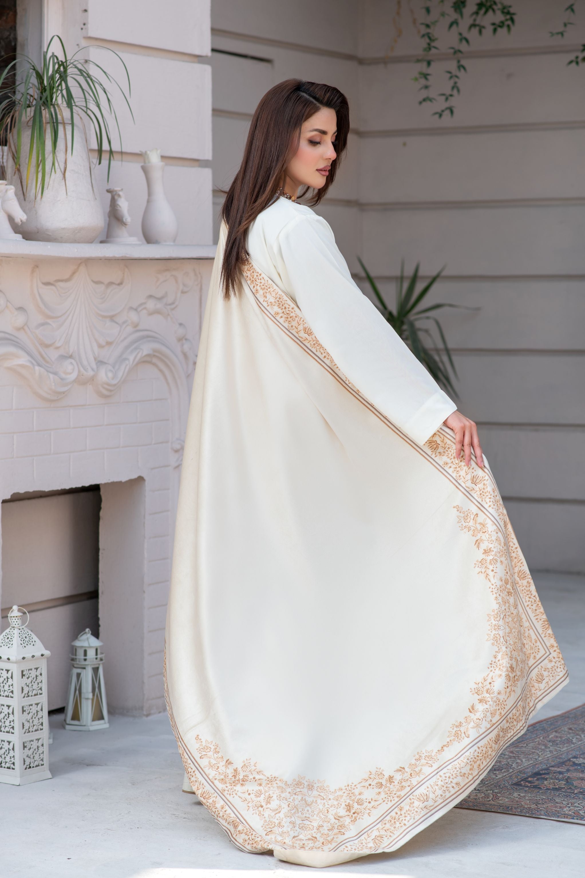 ZS8 Serah by Zaina 3pc Linen Long Shirt with Printed Velvet Shawl