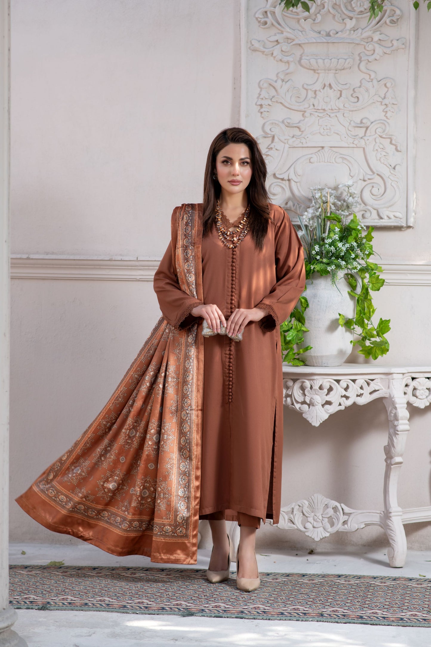 ZS6 Serah by Zaina 3pc Linen Dress with Printed Velvet Shawl