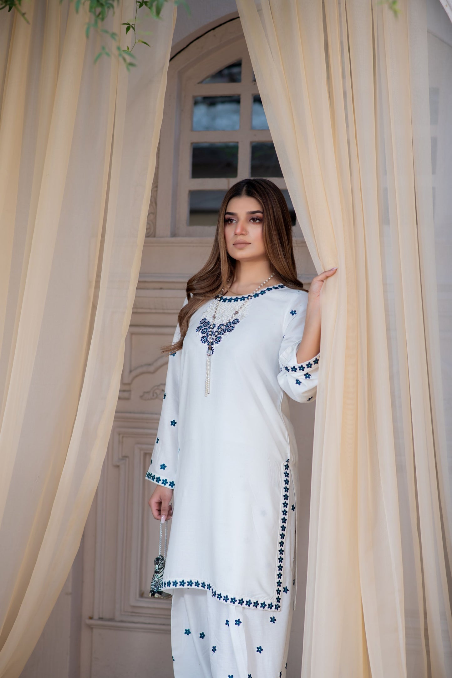 Noura by Hemline Ivory 2pc Viscose Suit with Farshi Shalwar NH9