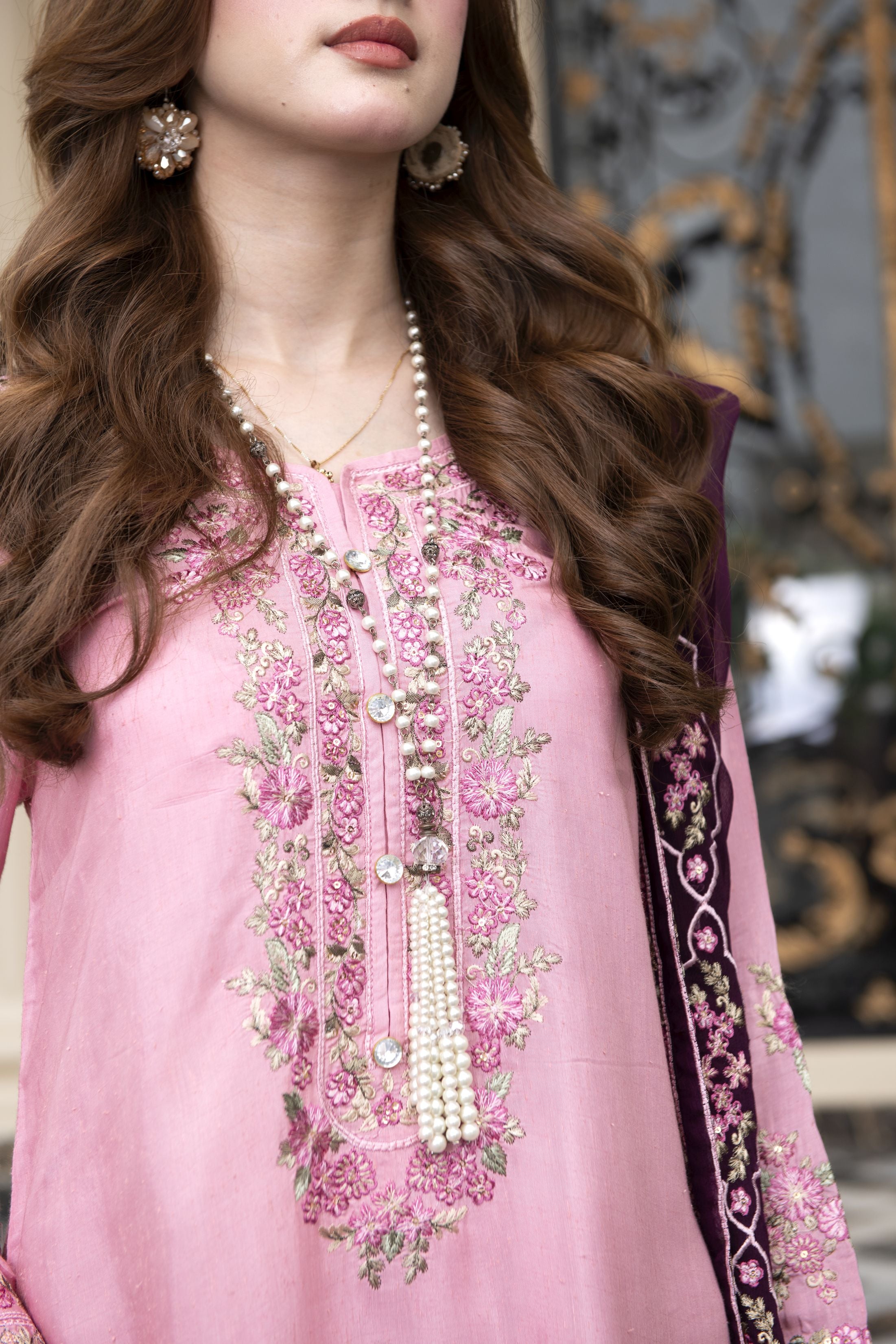 Threaded Grace Silk Karandi by Gul Warun – Blush Pink Embroidered 3pc Suit TGS5
