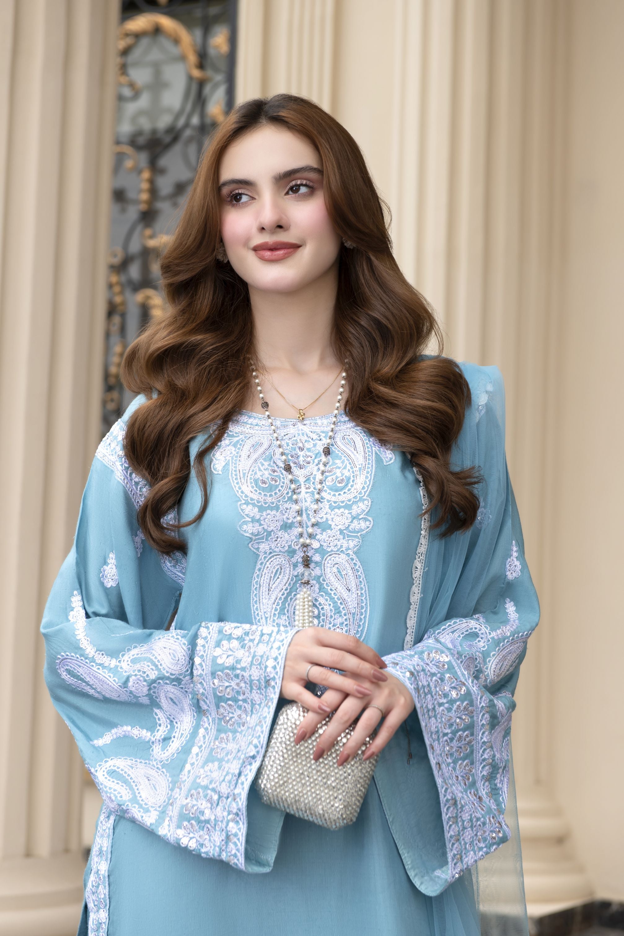 Threaded Grace Silk Karandi by Gul Warun – Powder Blue Embroidered 3pc Suit TGS1