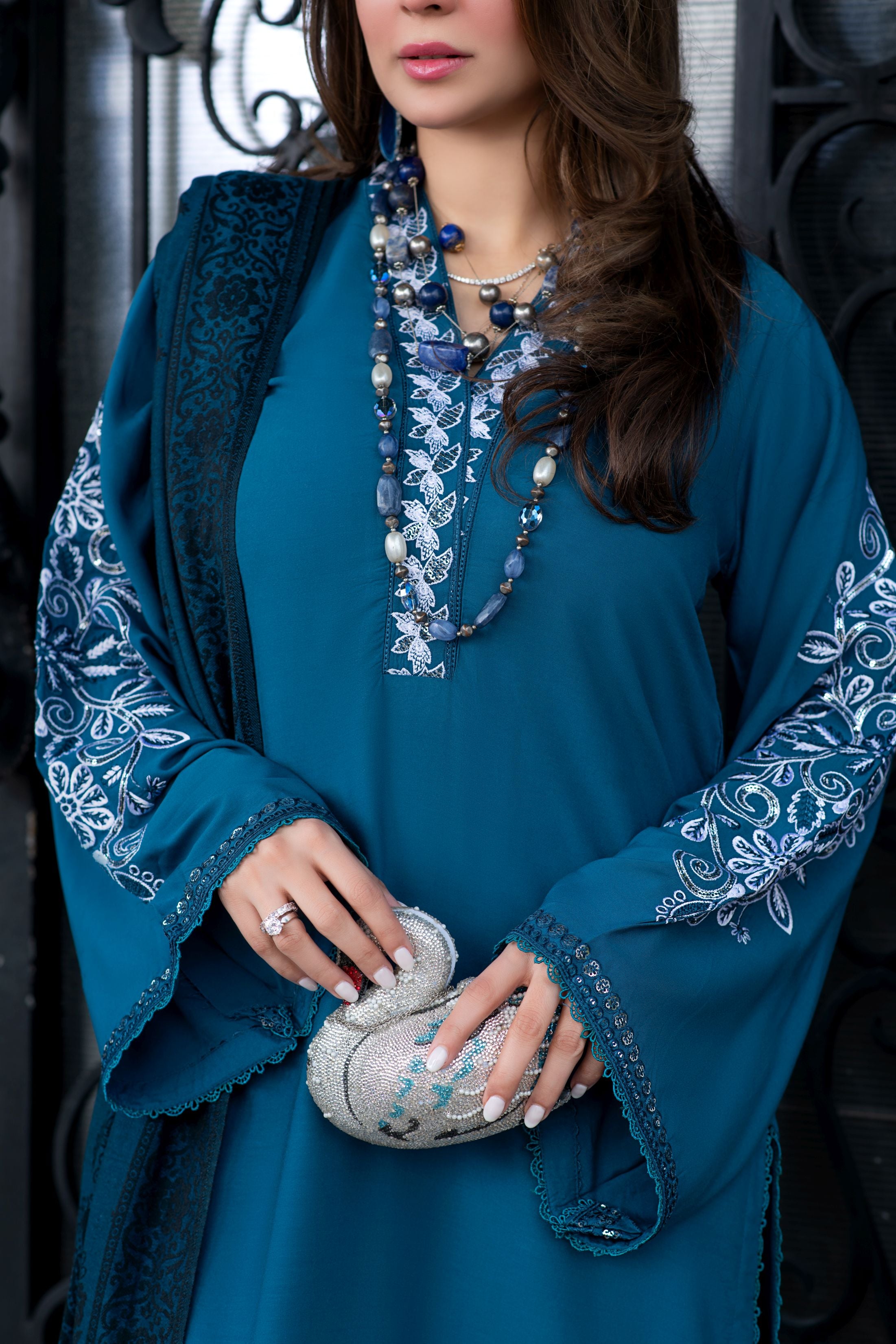 Zimal 3pc Ready to Wear Linen Dress with Wool Jacquard Shawl ZW3