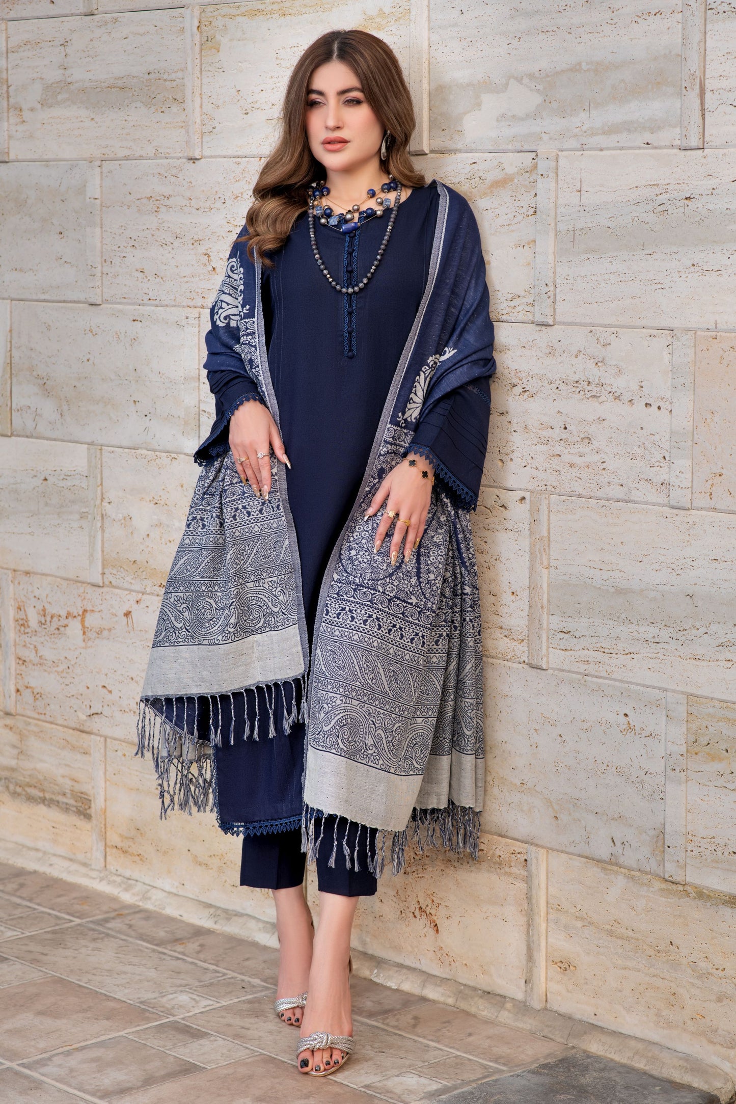 Aurum by Gul Warun – Navy Multani Shawl Dhanak 3pc Suit GA8