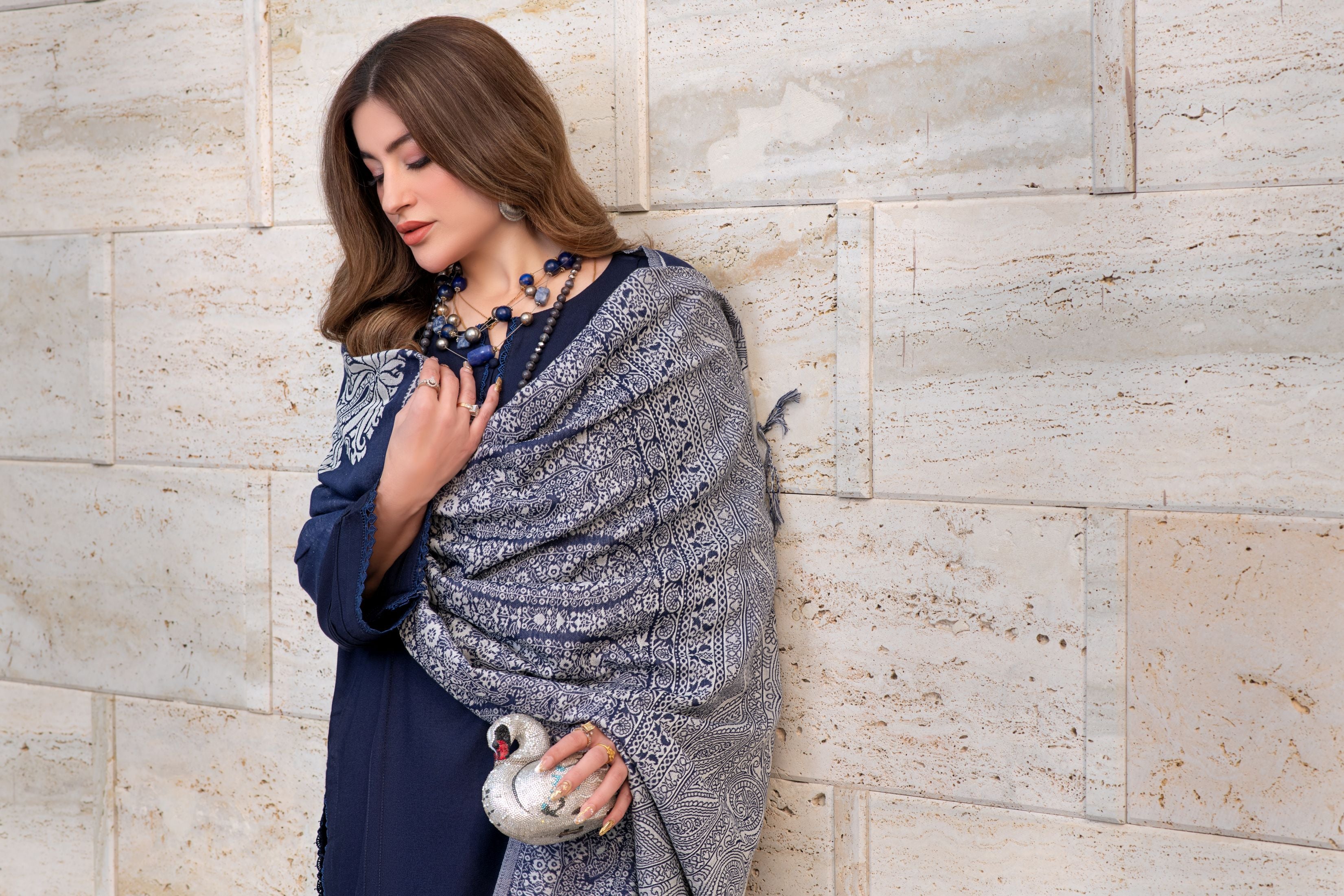 Aurum by Gul Warun – Navy Multani Shawl Dhanak 3pc Suit GA8