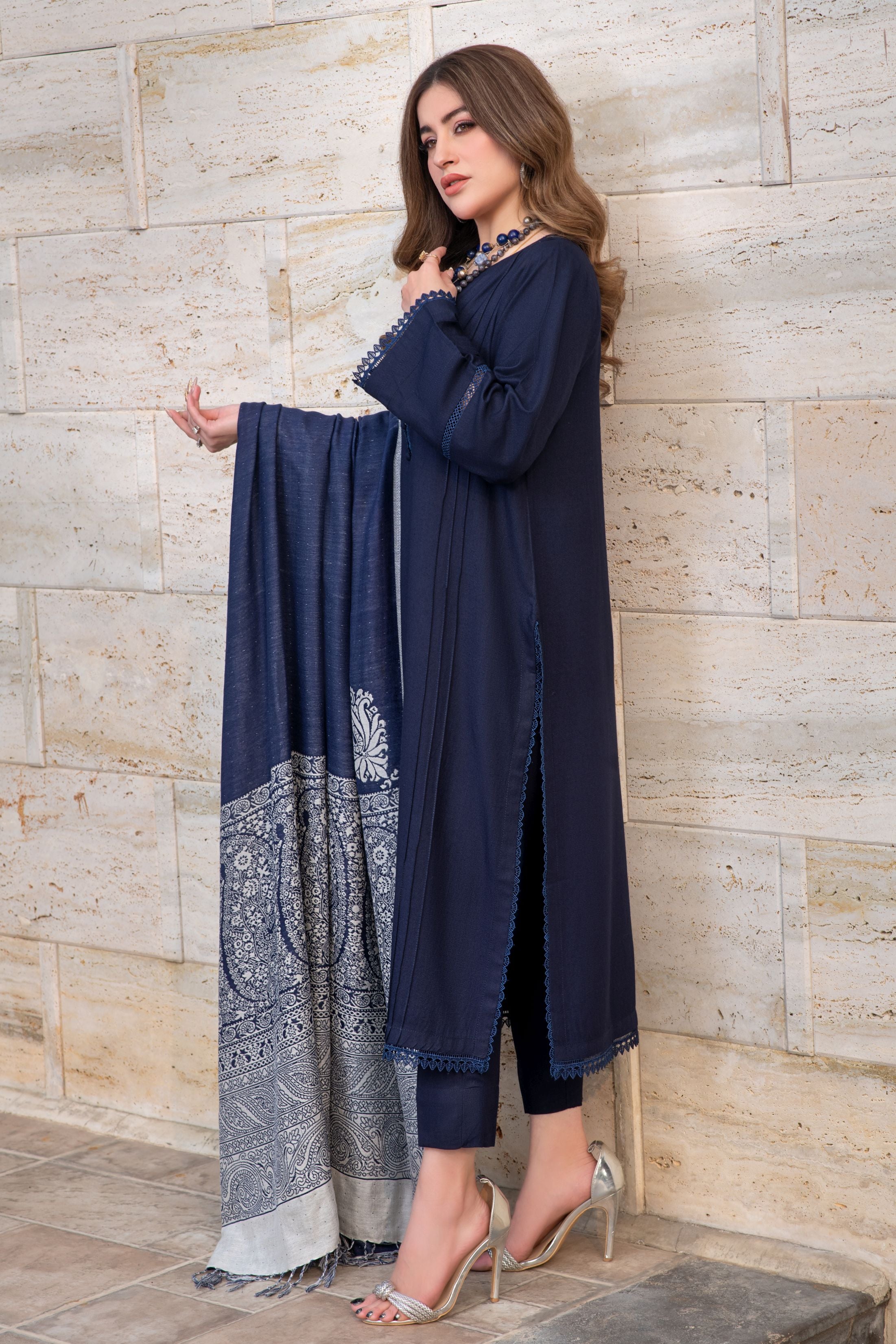 Aurum by Gul Warun – Navy Multani Shawl Dhanak 3pc Suit GA8