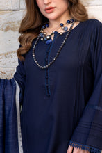 Aurum by Gul Warun – Navy Multani Shawl Dhanak 3pc Suit GA8