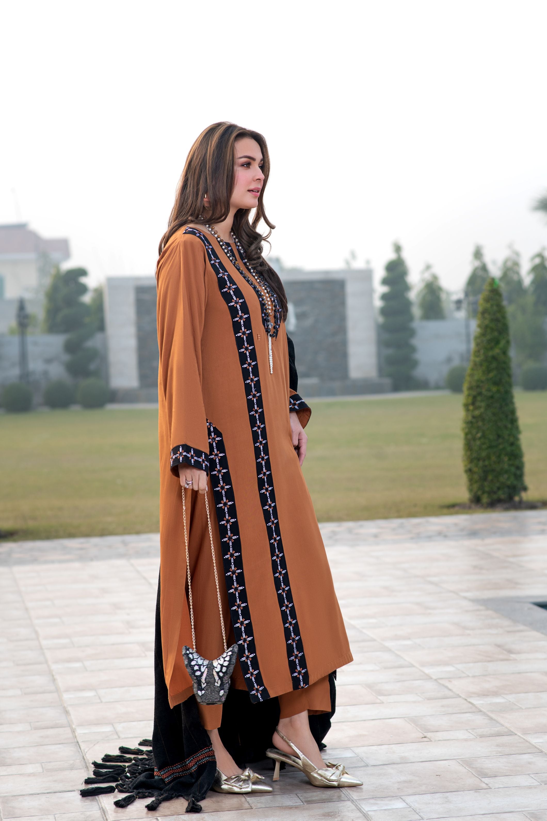 Zimal 3pc Linen Dress with Velvet-Thread Jacquard Shawl ZW6