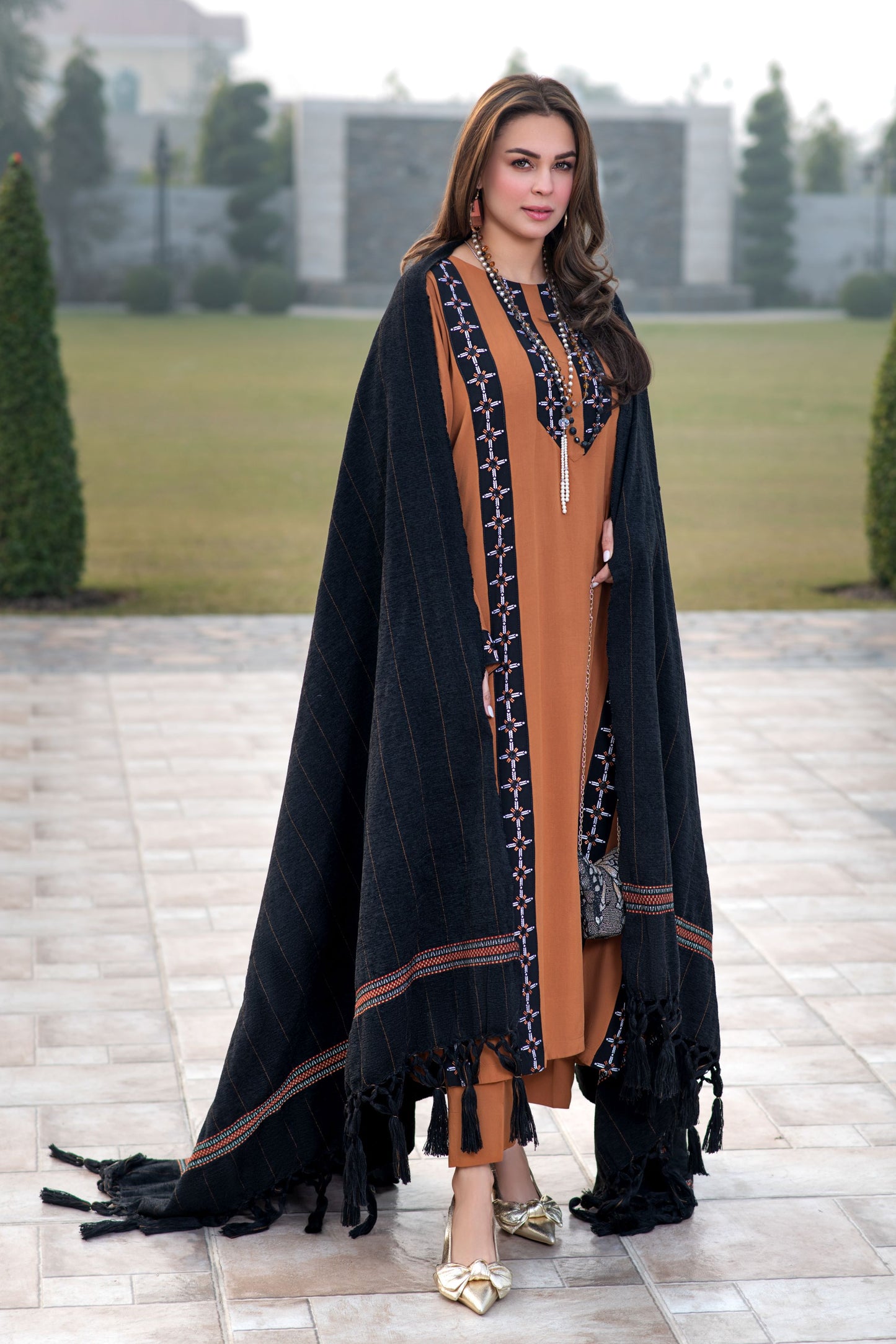 Zimal 3pc Linen Dress with Velvet-Thread Jacquard Shawl ZW6
