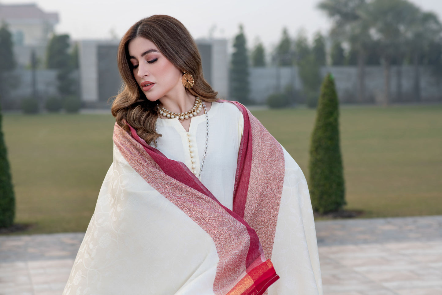 Aurum by Gul Warun – Ivory Multani Shawl Dhanak 3pc Suit GA5