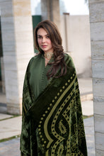 Zohra | 3pc Ready to Wear Winter Dress with Palachi Shawl ZAB9