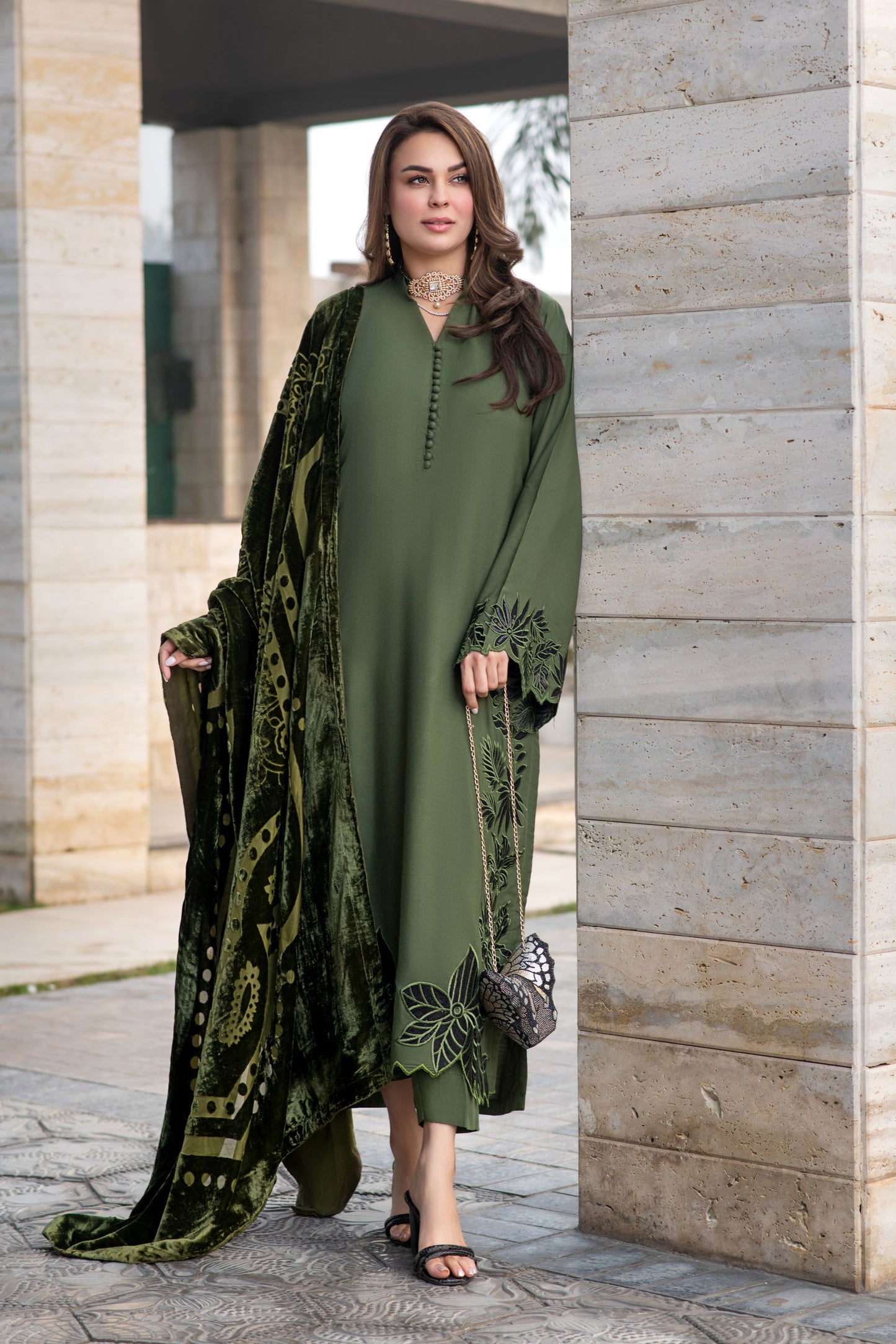 Zohra | 3pc Ready to Wear Winter Dress with Palachi Shawl ZAB9