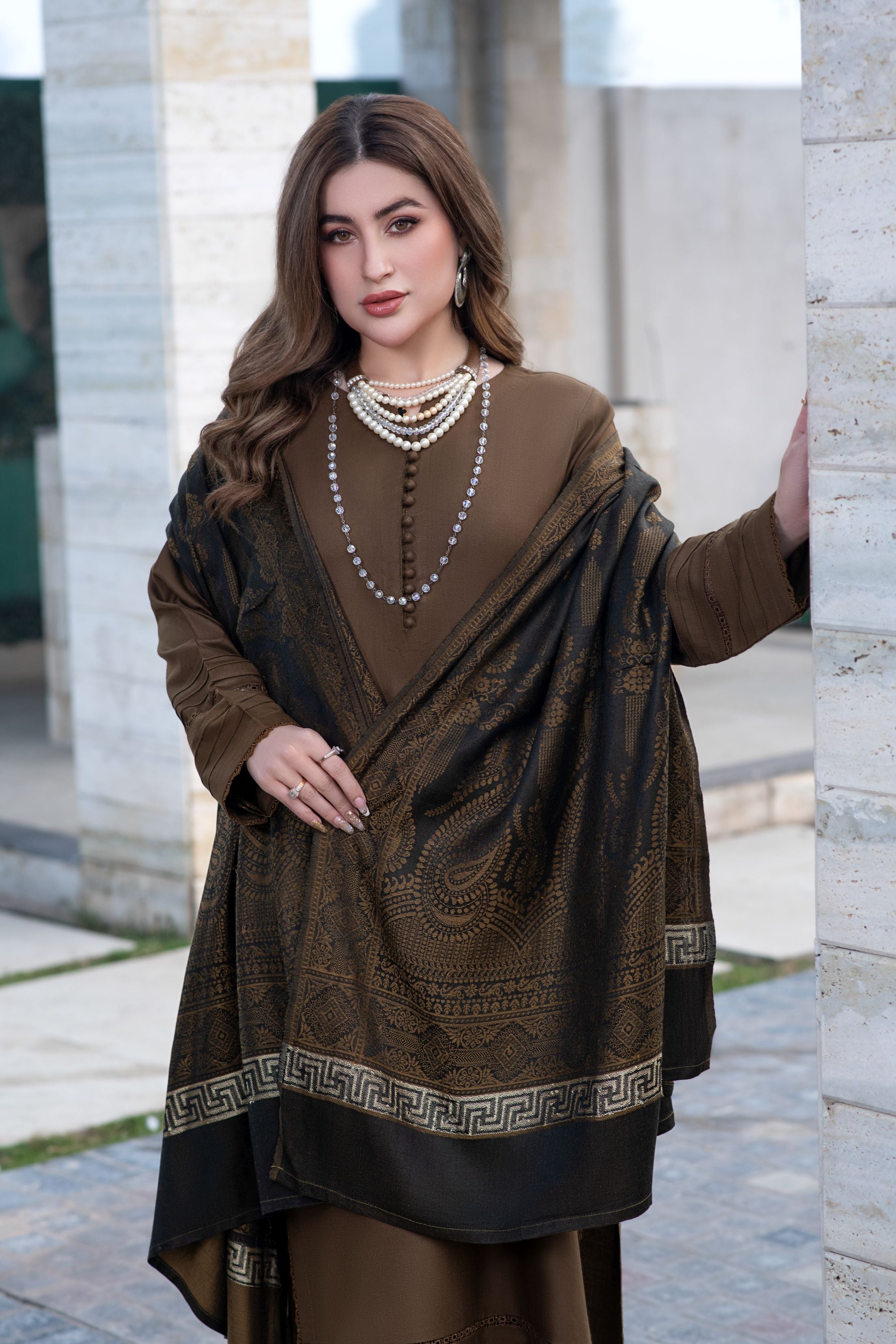 Aurum by Gul Warun – Mocha Multani Shawl Dhanak 3pc Suit GA7