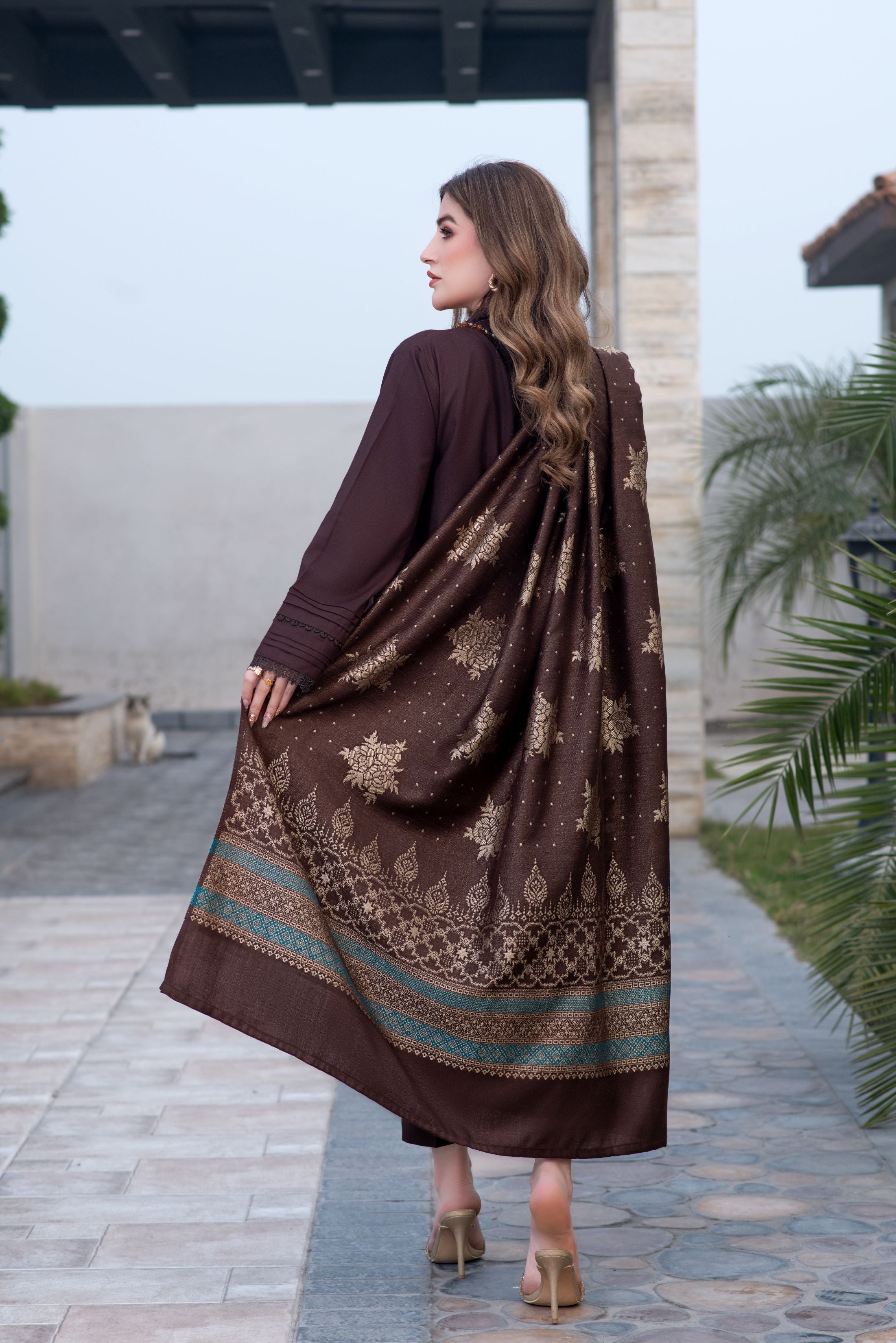 Aurum by Gul Warun – Chocolate Multani Shawl Dhanak 3pc Suit GA10