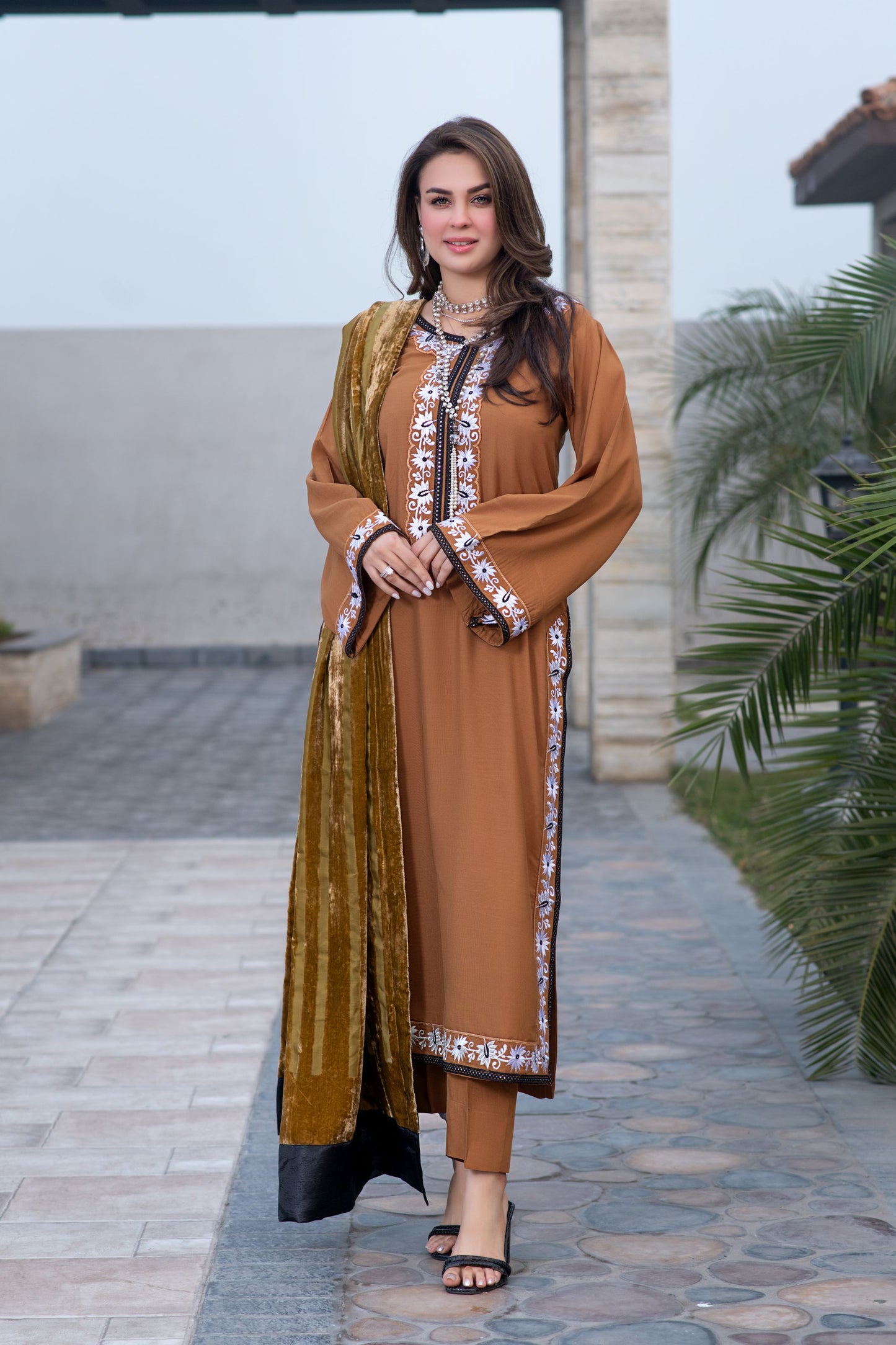 Zohra | 3pc Ready to Wear Winter Dress with Palachi Shawl ZAB1