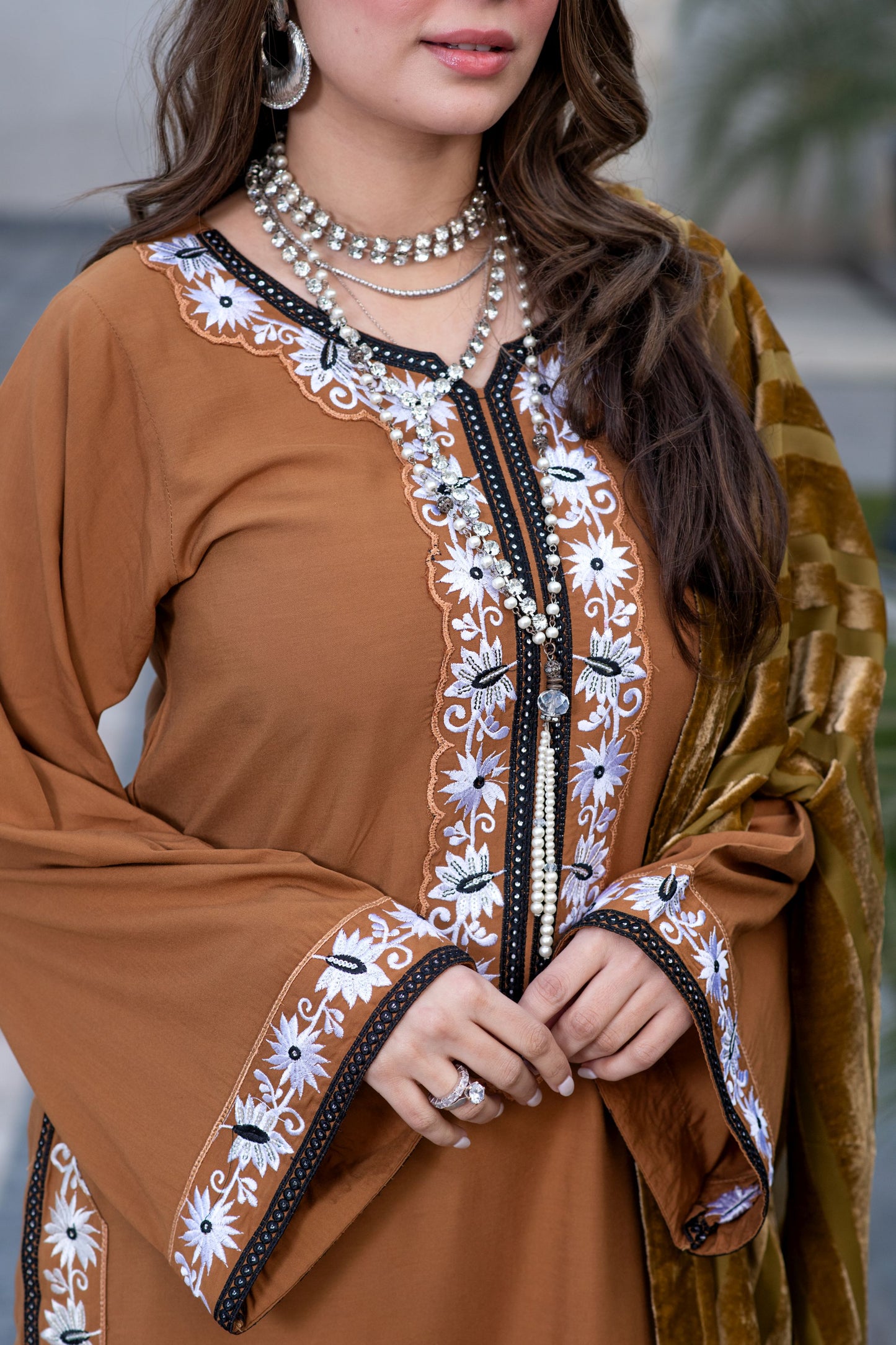 Zohra | 3pc Ready to Wear Winter Dress with Palachi Shawl ZAB1