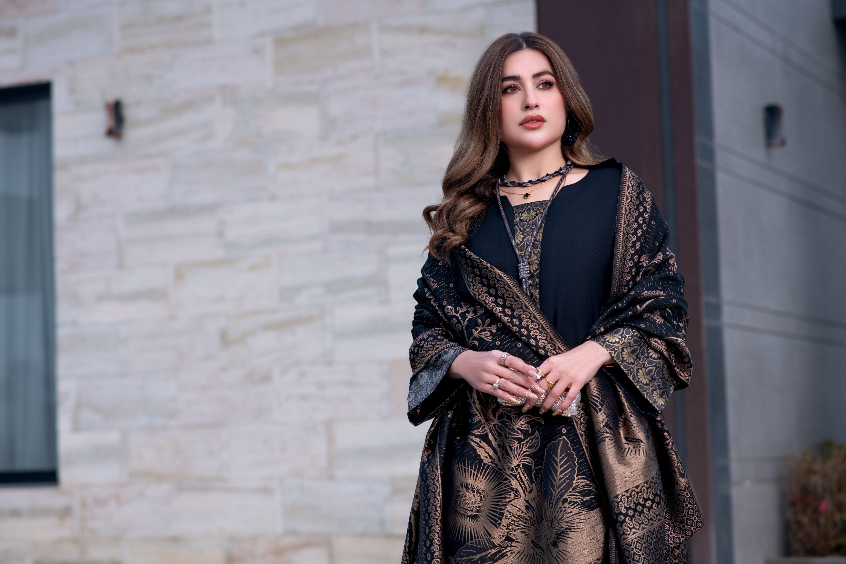 Aurum by Gul Warun – Black Gold Multani Shawl Dhanak 3pc Suit GA9