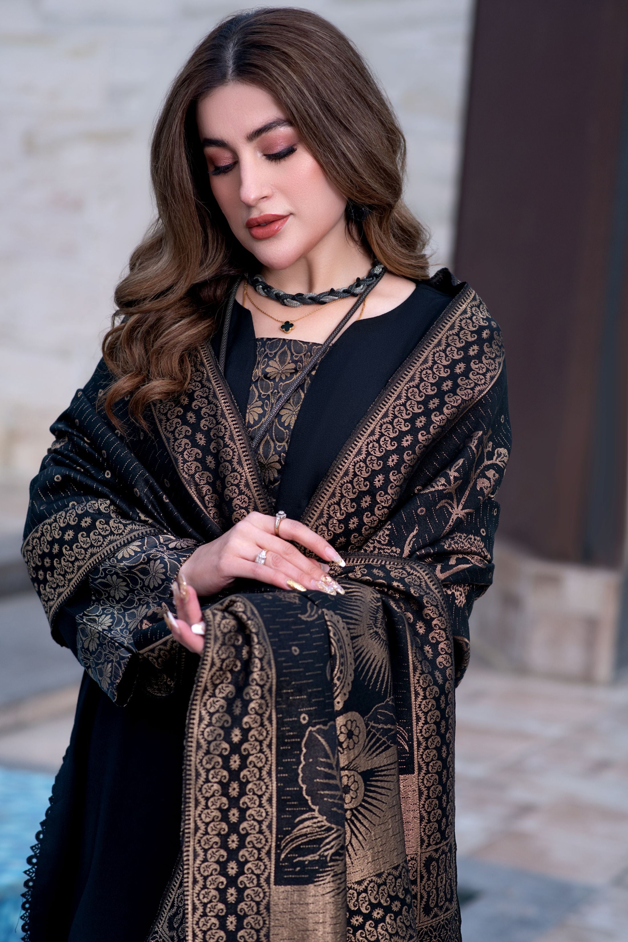 Aurum by Gul Warun – Black Gold Multani Shawl Dhanak 3pc Suit GA9