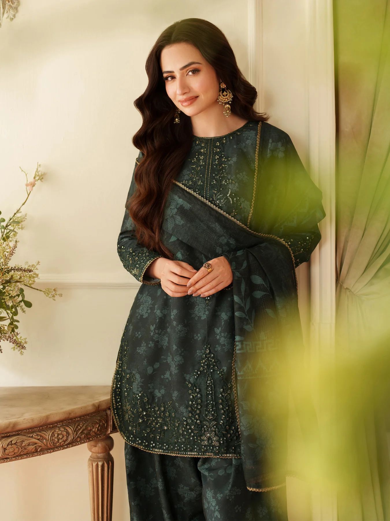 Opal Edit by Mohagni Printed Khaddar Winter 3pc Farshi Shalwar Dress FMC5