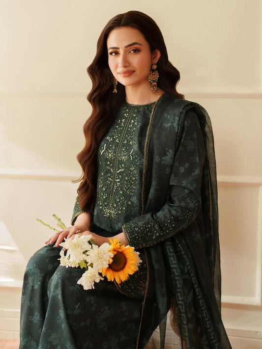 Opal Edit by Mohagni Printed Khaddar Winter 3pc Farshi Shalwar Dress FMC5