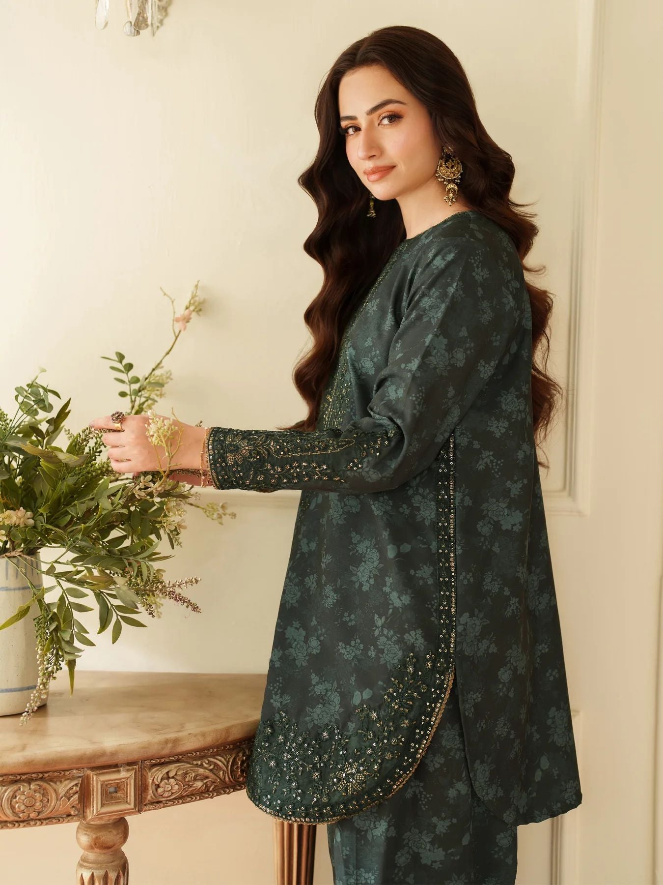 Opal Edit by Mohagni Printed Khaddar Winter 3pc Farshi Shalwar Dress FMC5