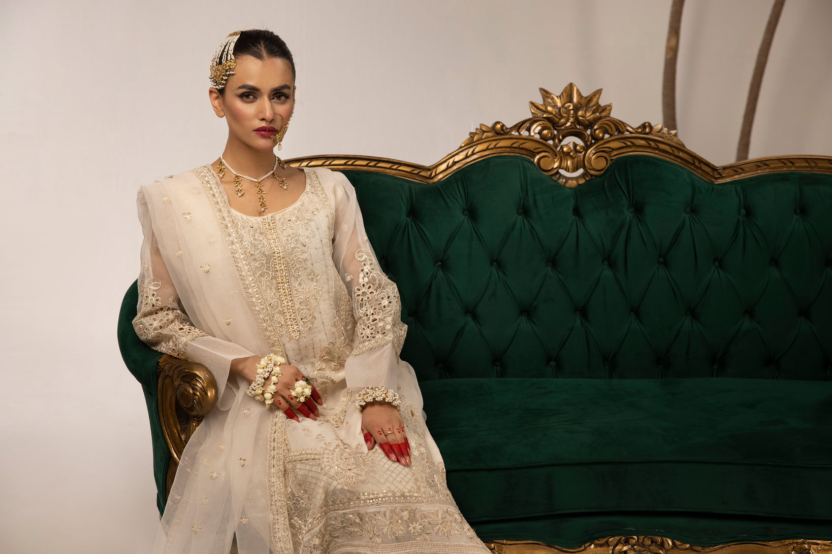Hemline Ready to Wear Magnificent Collection MG5