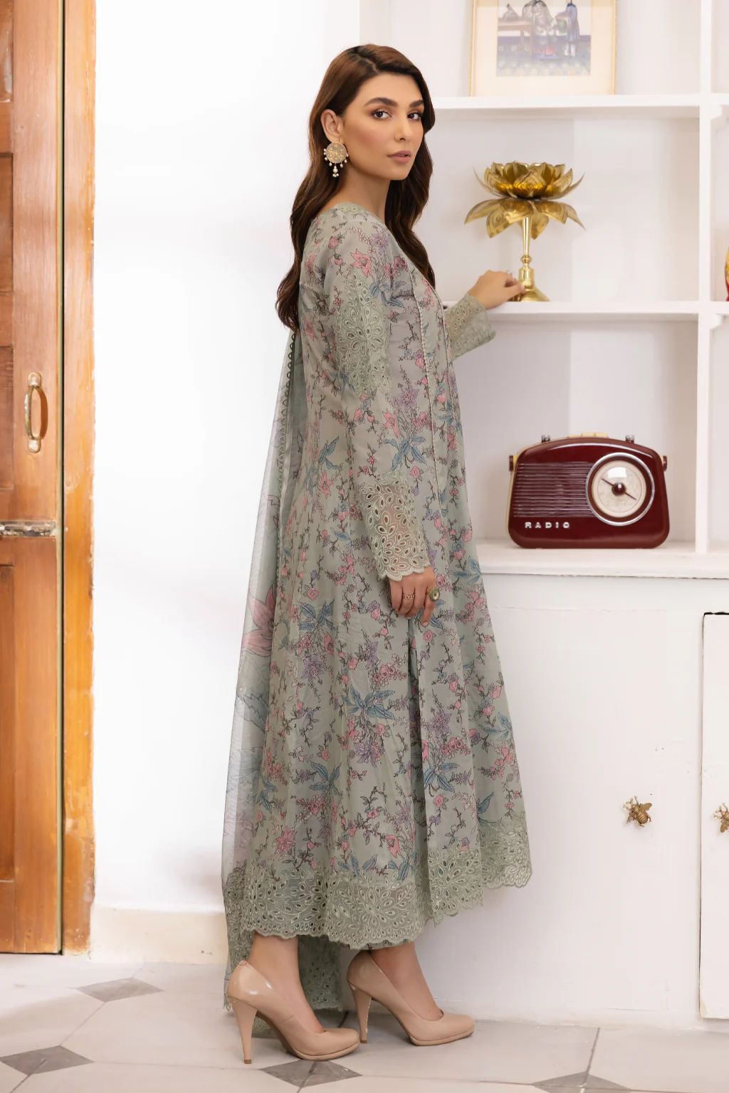 Iznik Ready to Wear 06