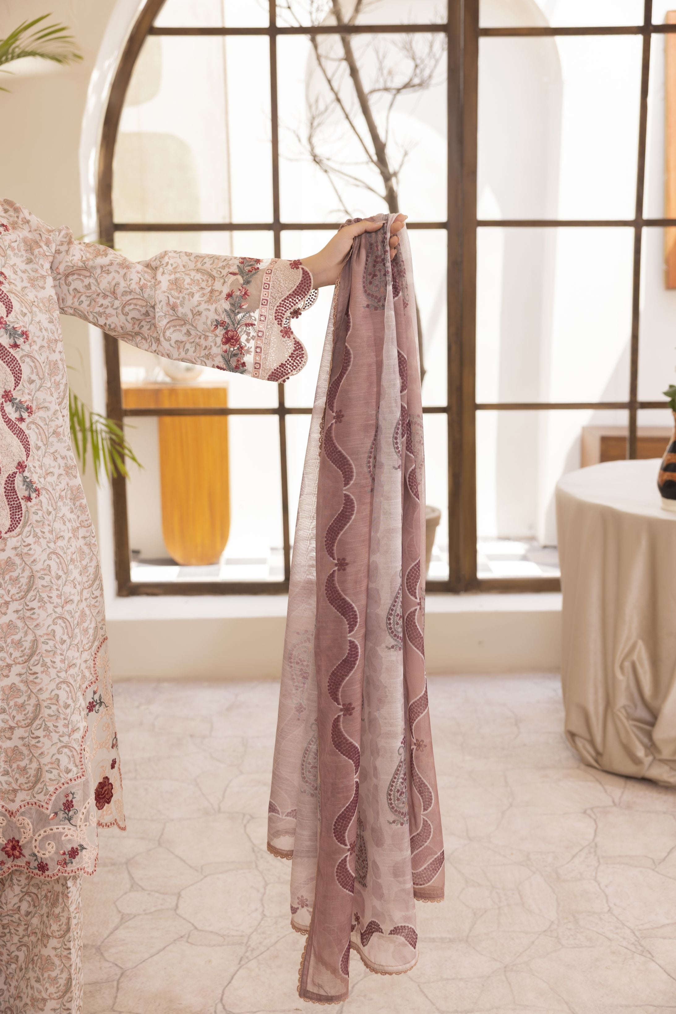 Mohagni Ready to Wear Embroidered Lawn 3pc Suit in Pink Tones SLM3