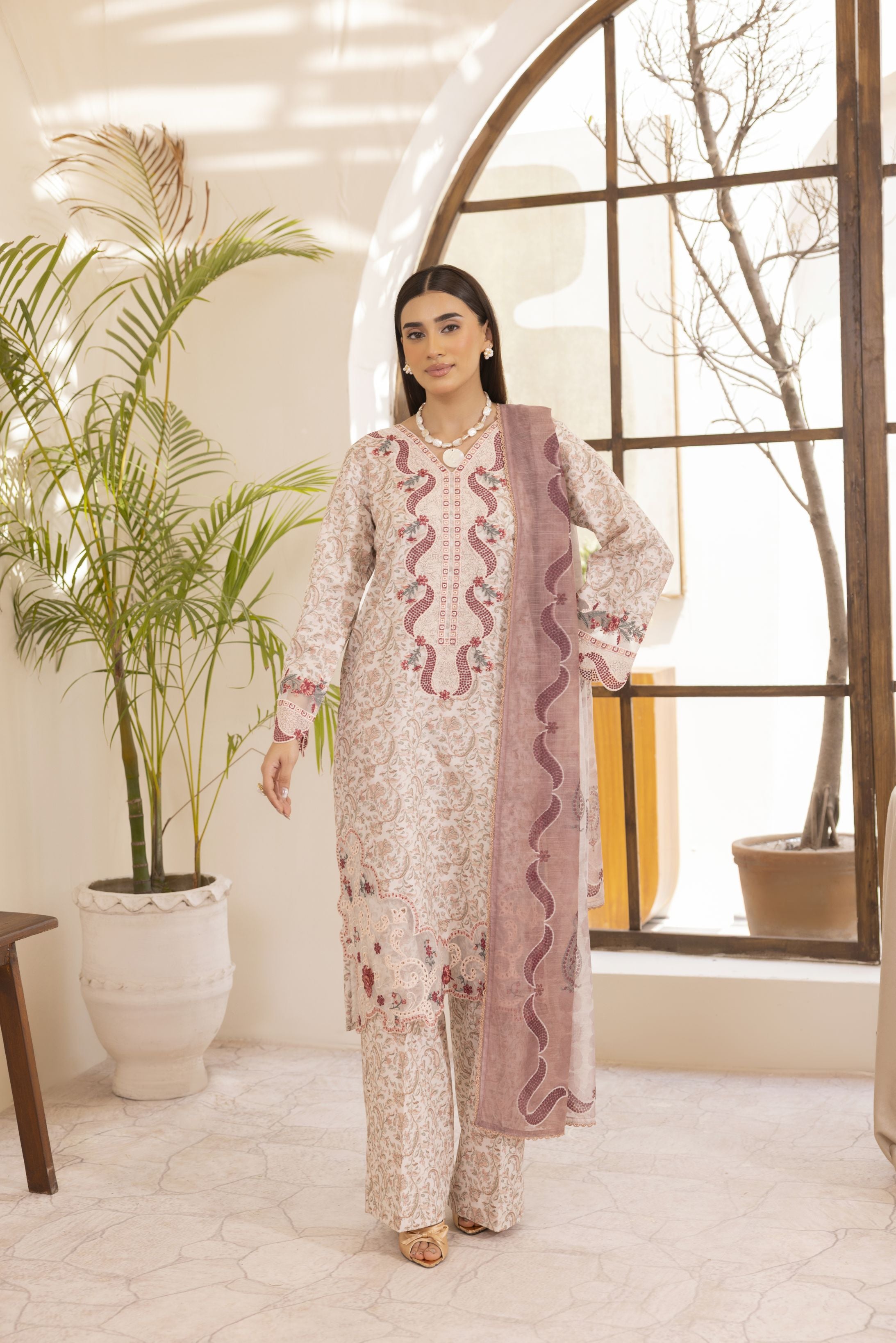 Mohagni Ready to Wear Embroidered Lawn 3pc Suit in Pink Tones SLM3