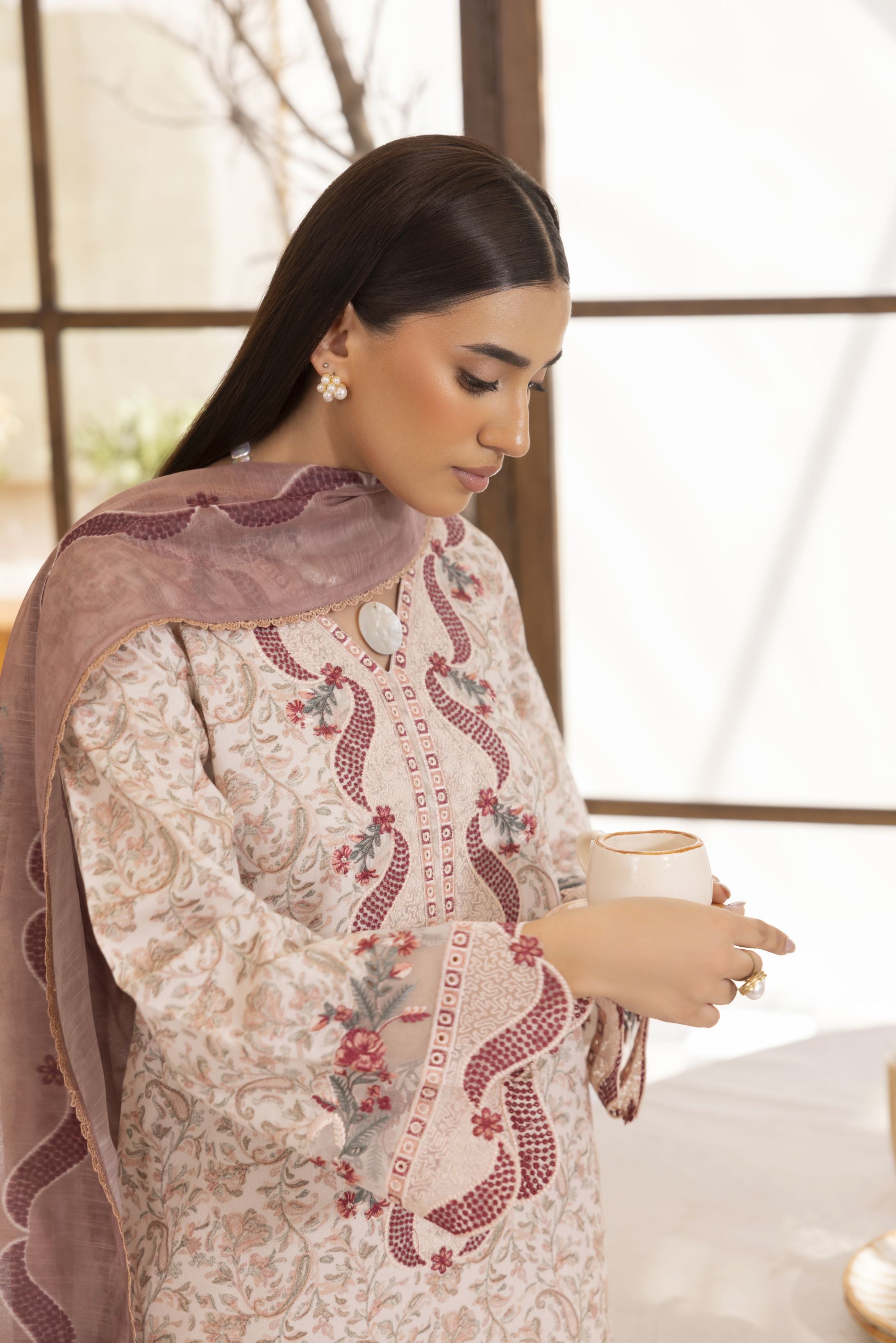 Mohagni Ready to Wear Embroidered Lawn 3pc Suit in Pink Tones SLM3