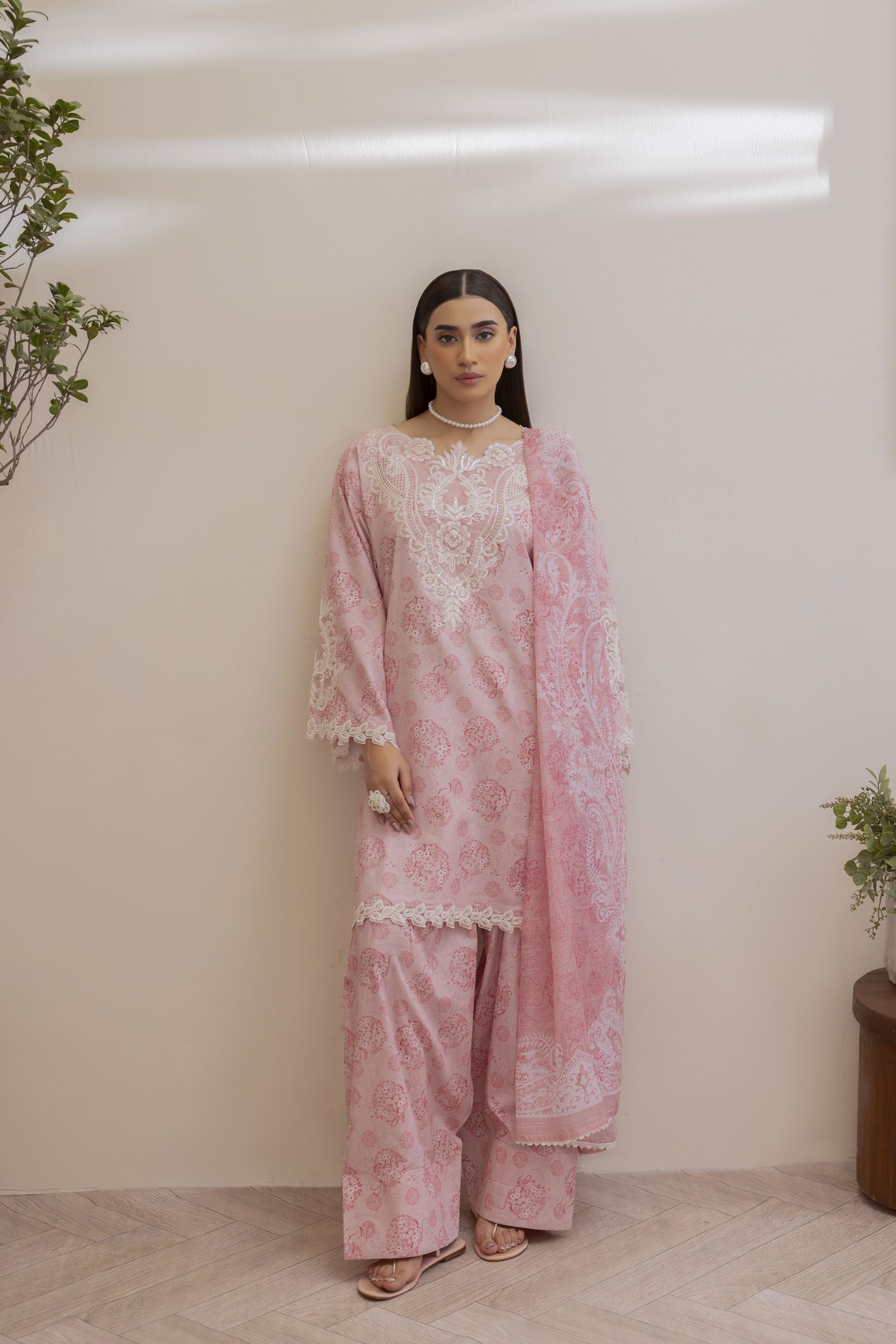 Mohagni Ready to Wear Embroidered Lawn 3pc Farhi Shalwar Suit in Soft Pink SLM5