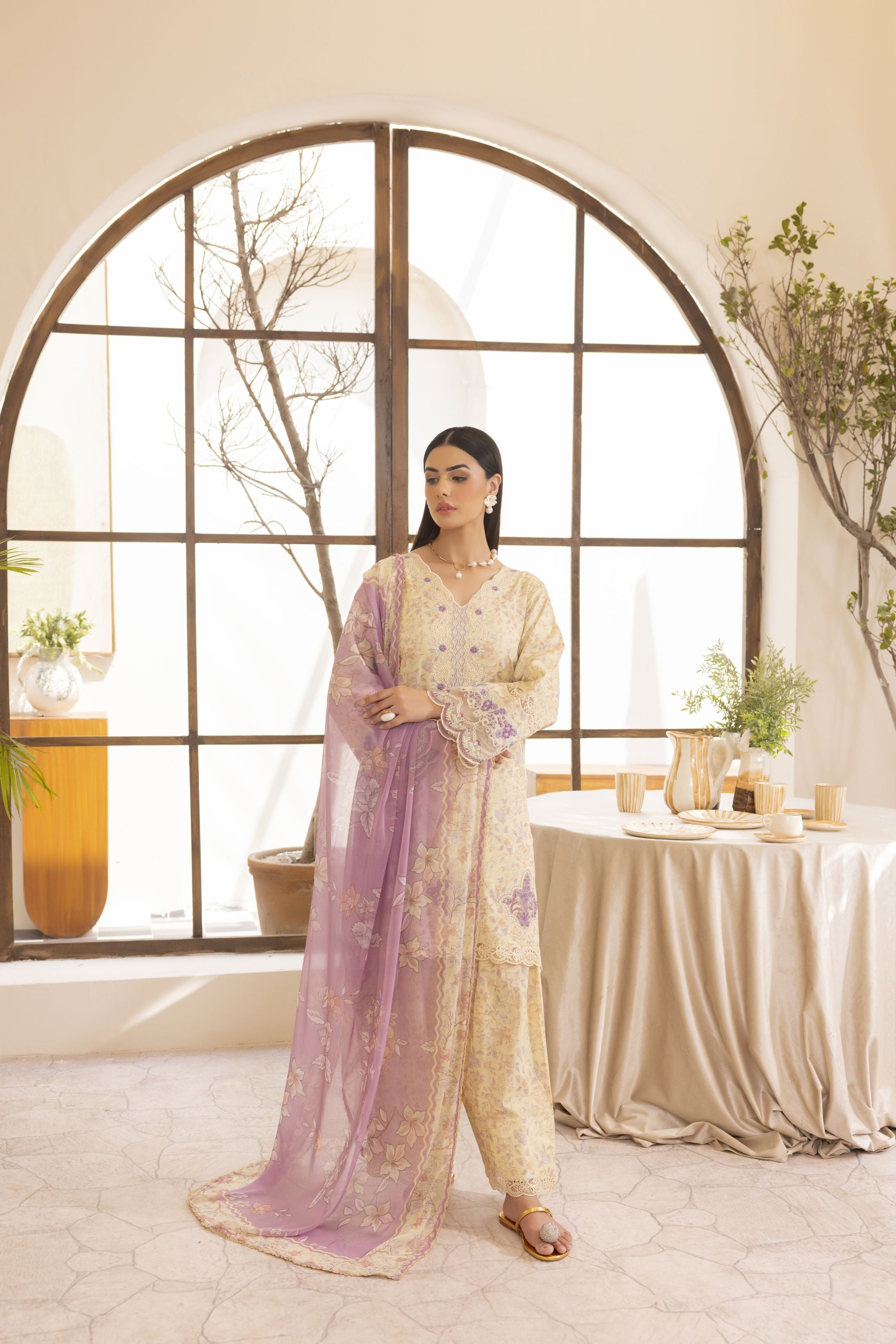 Mohagni Ready to Wear Embroidered Lawn 3pc Farshi Shalwar Suit SLM6