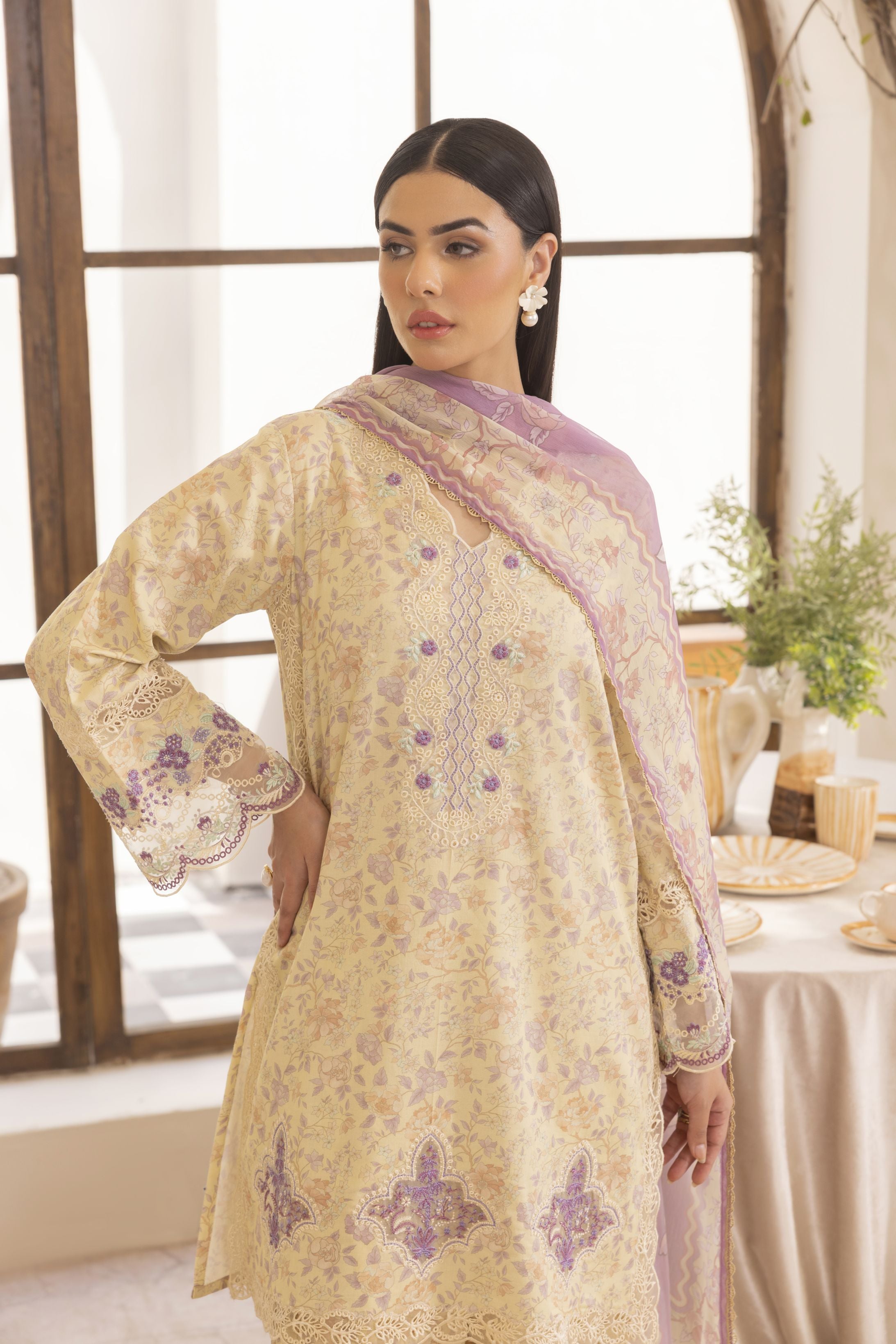Mohagni Ready to Wear Embroidered Lawn 3pc Farshi Shalwar Suit SLM6