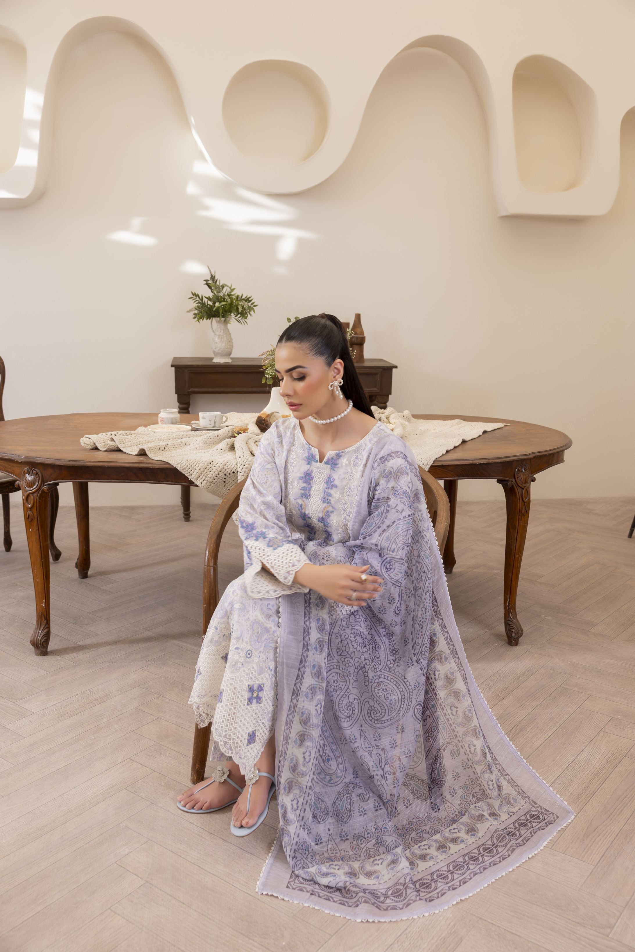 Mohagni Ready to Wear Embroidered Lawn 3pc Suit in Lilac Blue SLM8